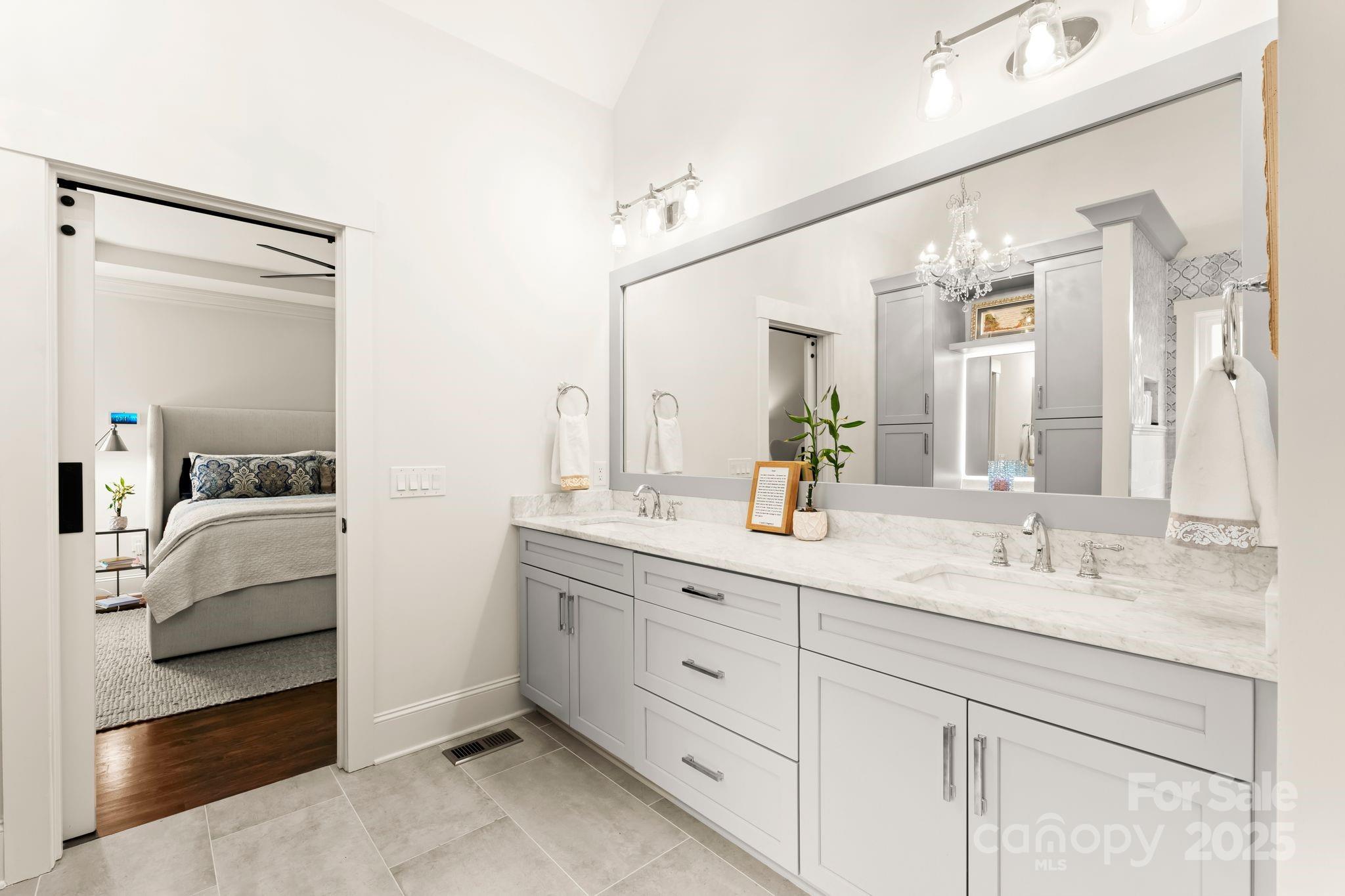 Craftsman Point - Residential