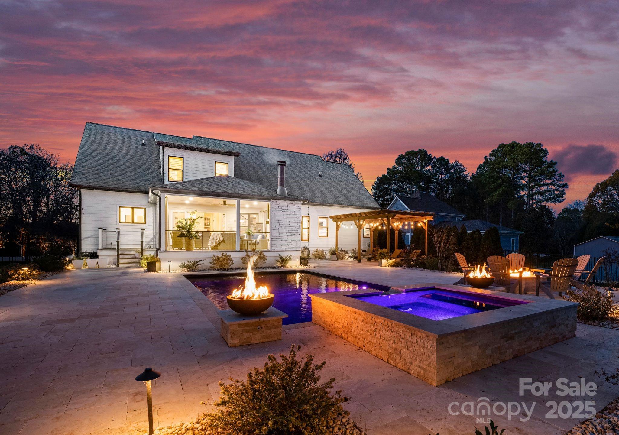 Craftsman Point - Residential