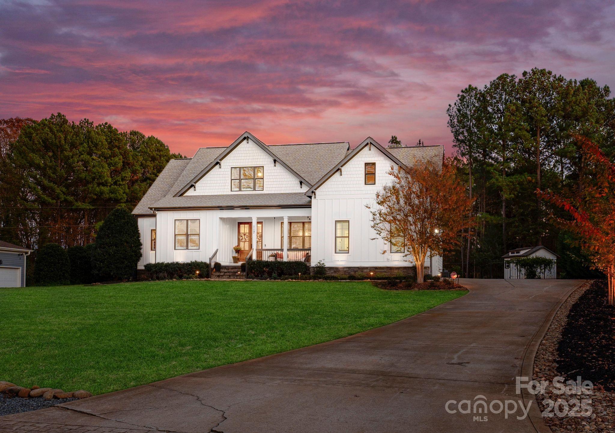 Craftsman Point - Residential