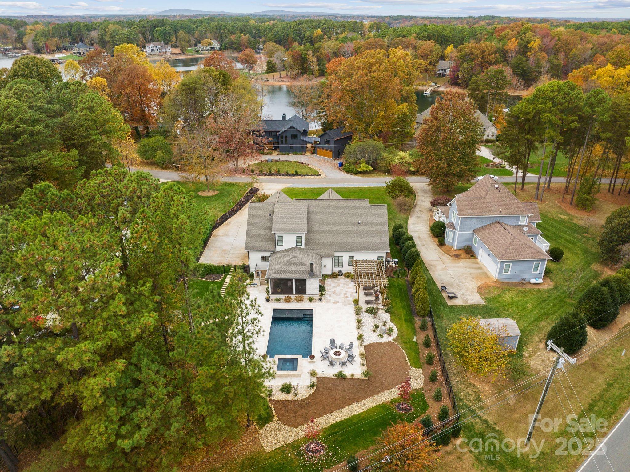 Craftsman Point - Residential