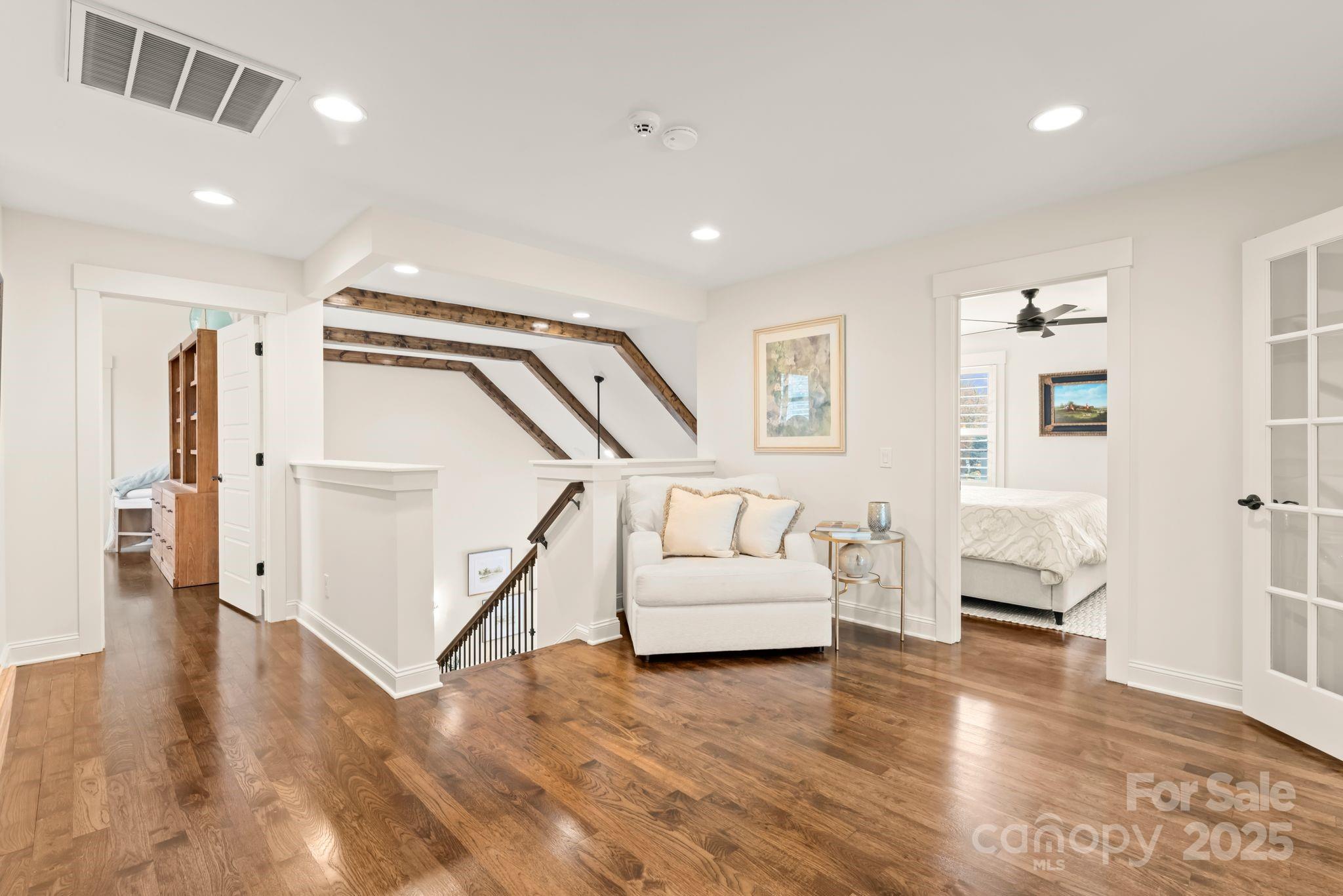 Craftsman Point - Residential