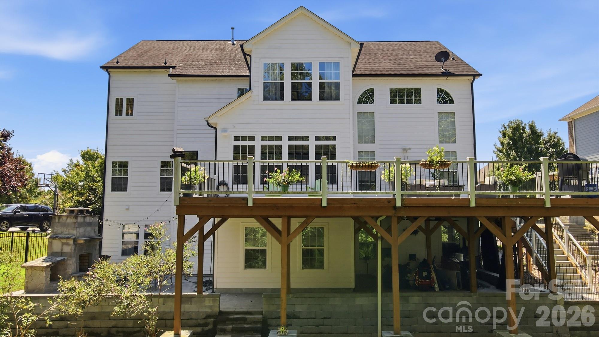 638 Reliance Court
