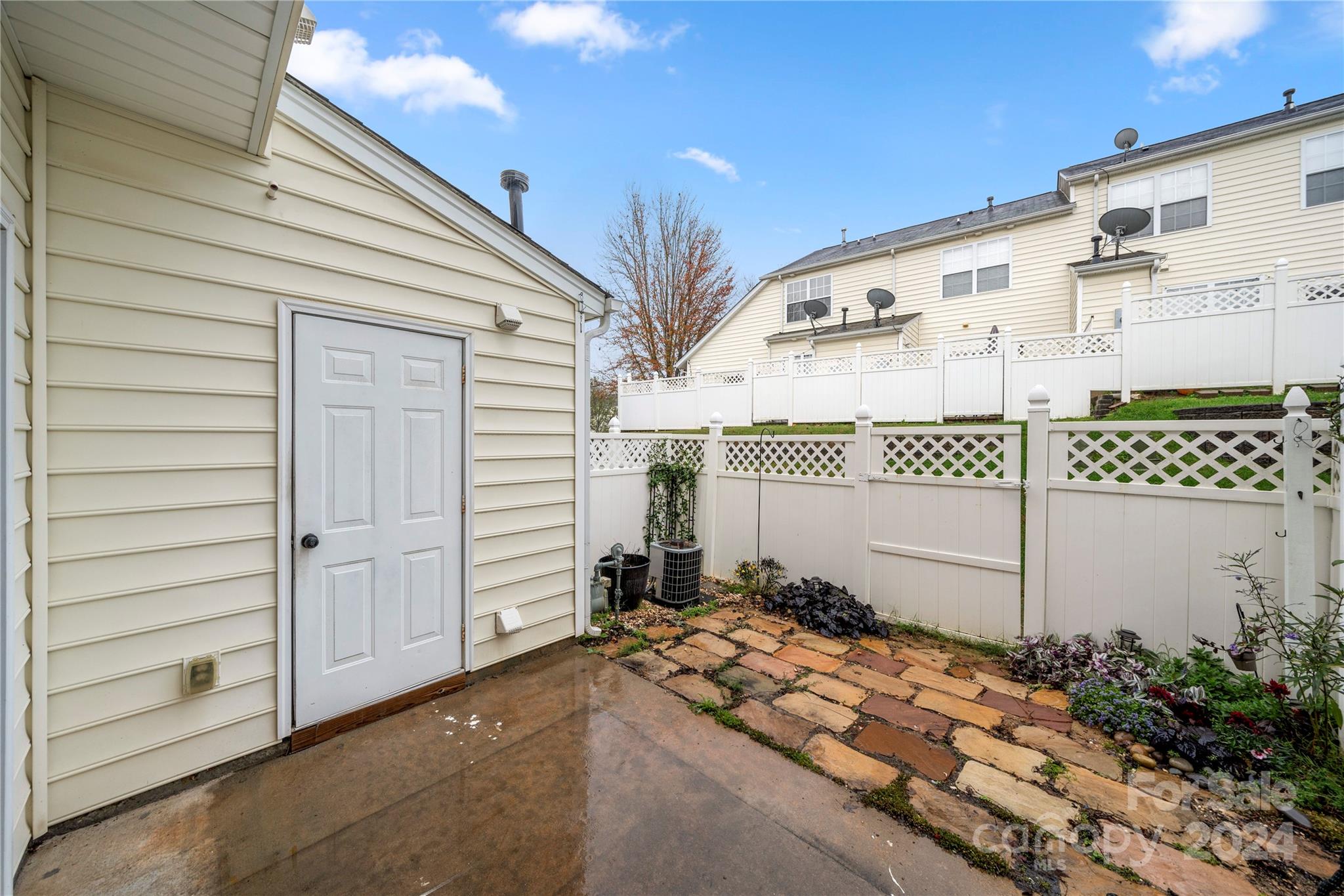 Fieldstone - Residential