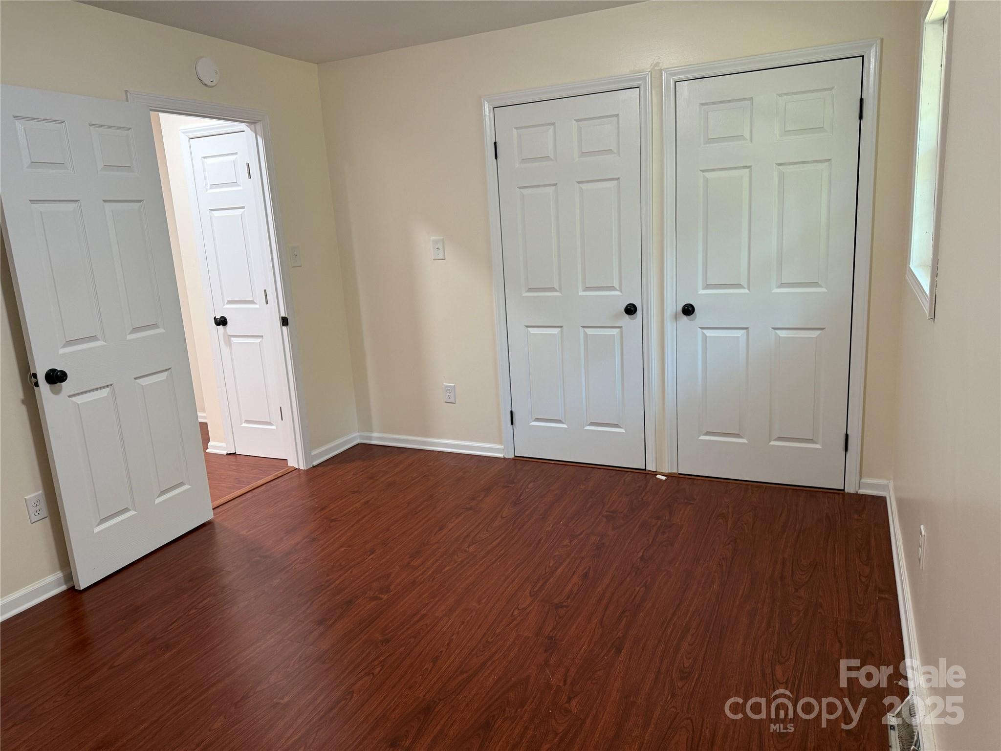 GREENBROOK - Residential