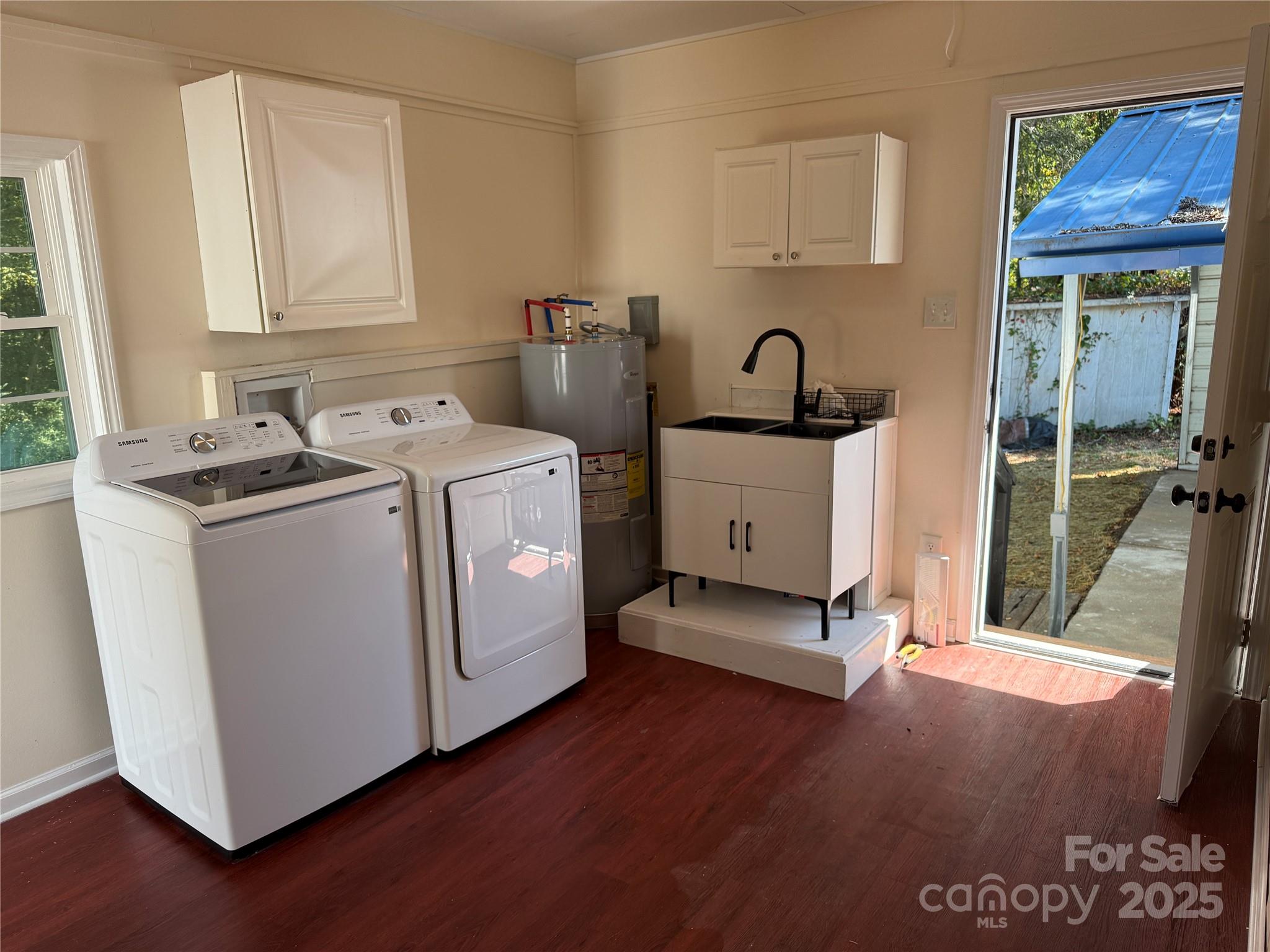 GREENBROOK - Residential