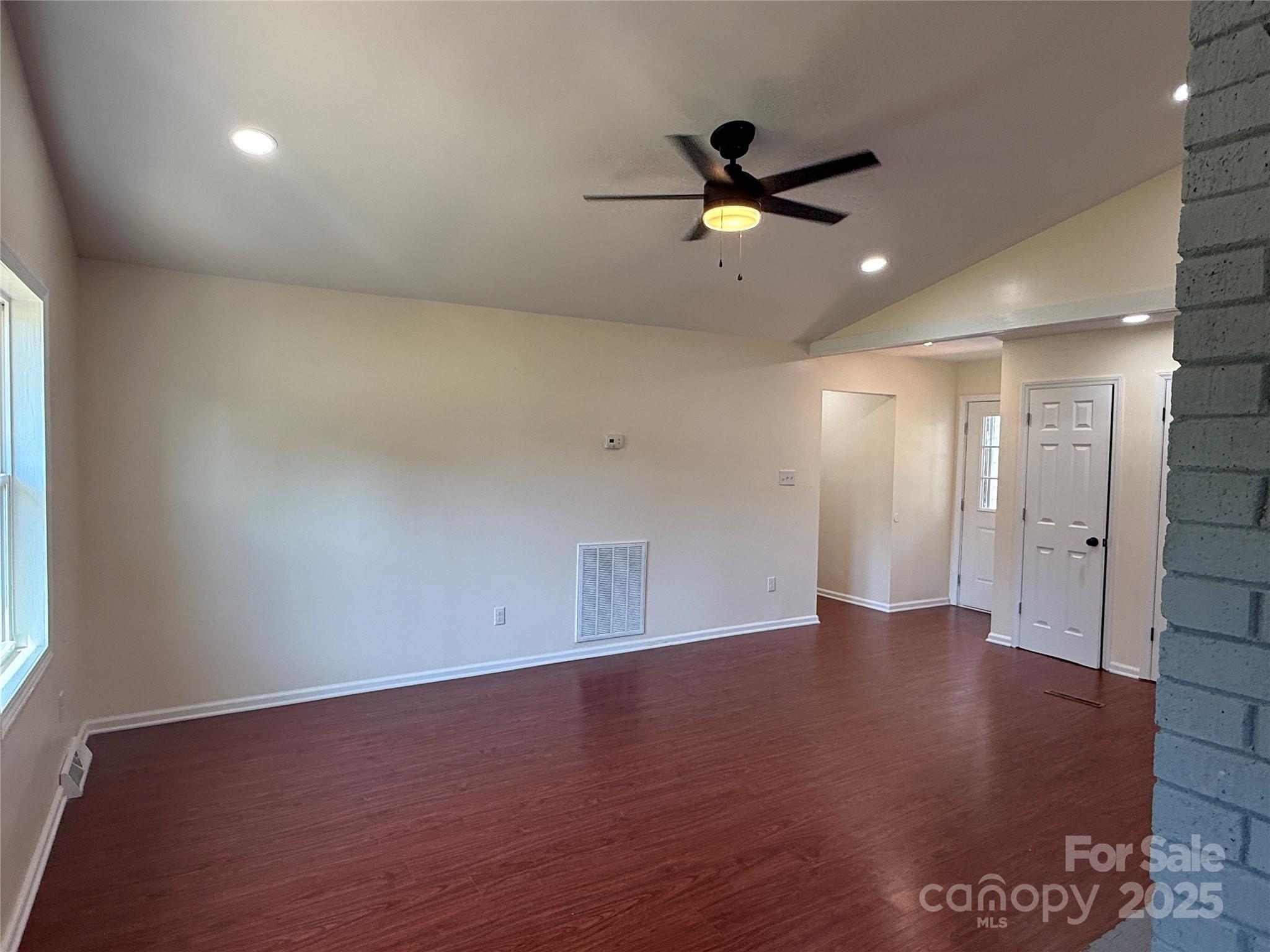 GREENBROOK - Residential