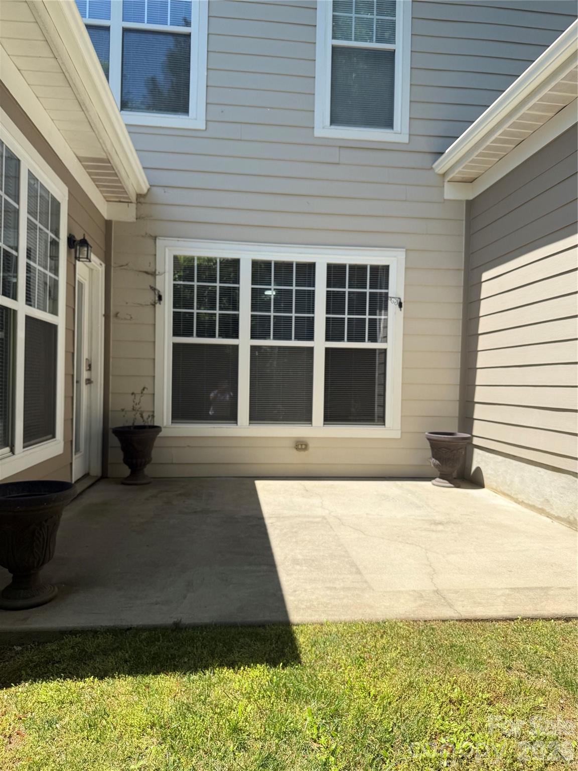 14208 Castle Abbey Lane