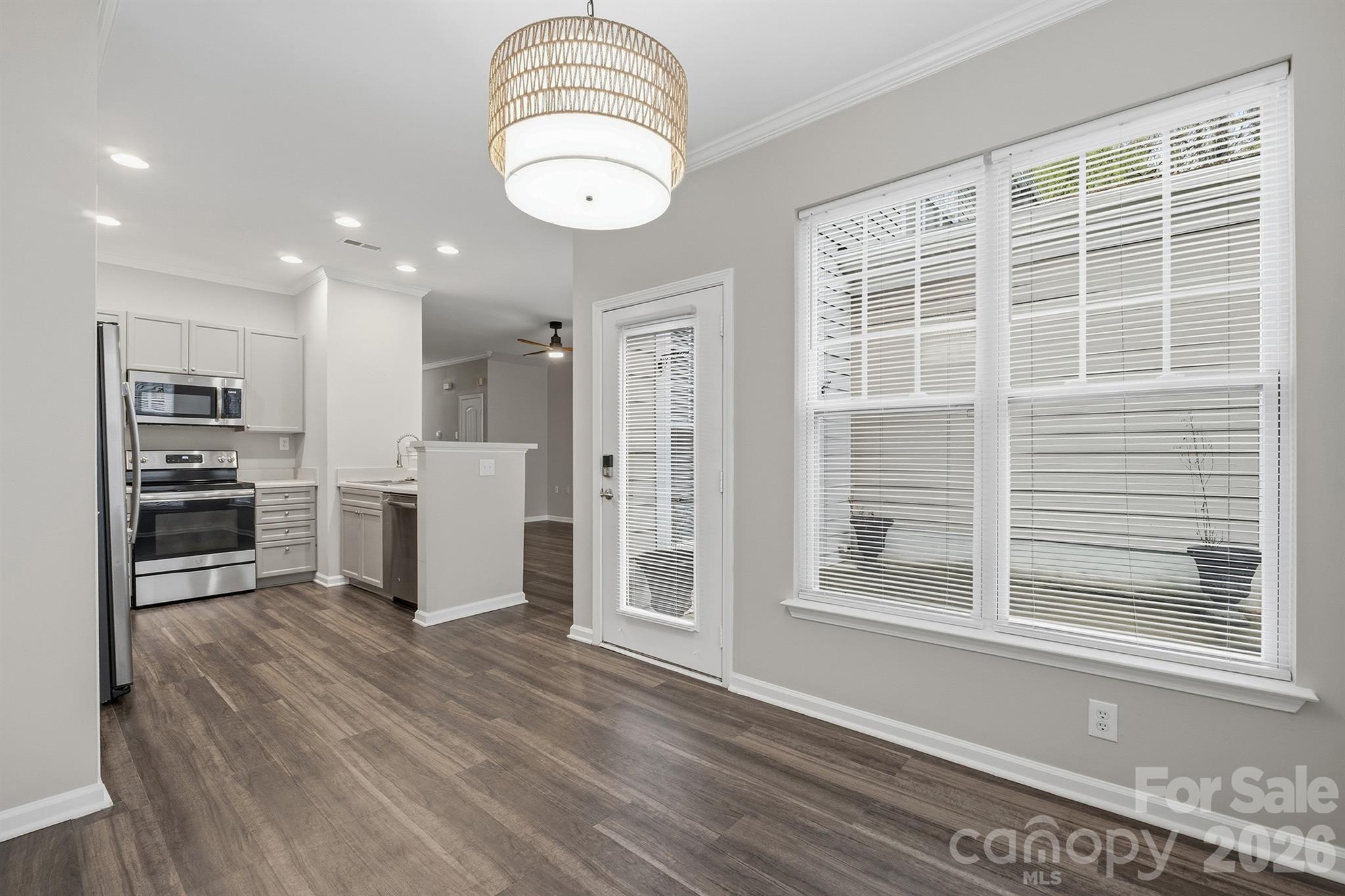 Coventry Court Townhomes - Residential