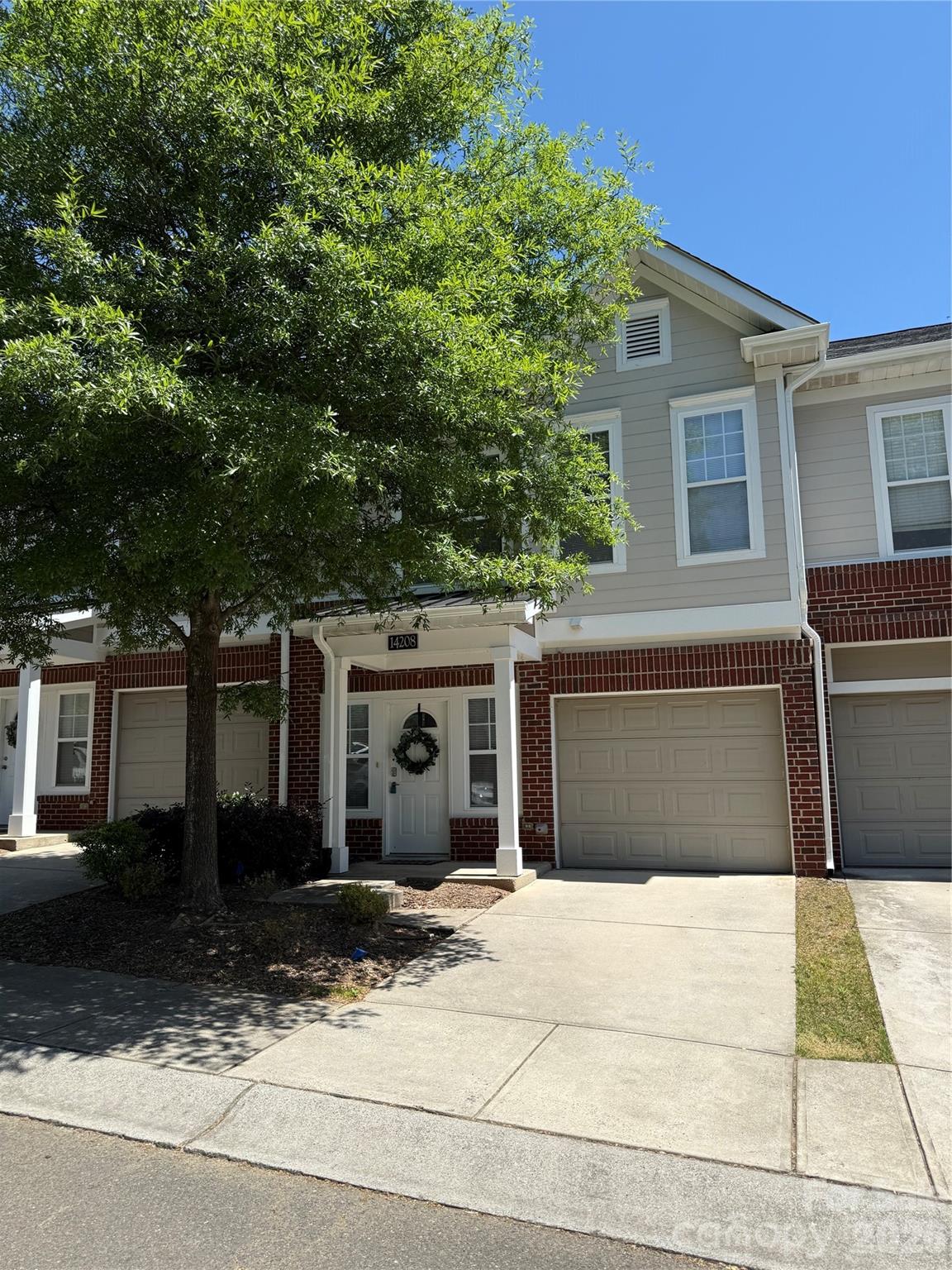 Coventry Court Townhomes - Residential
