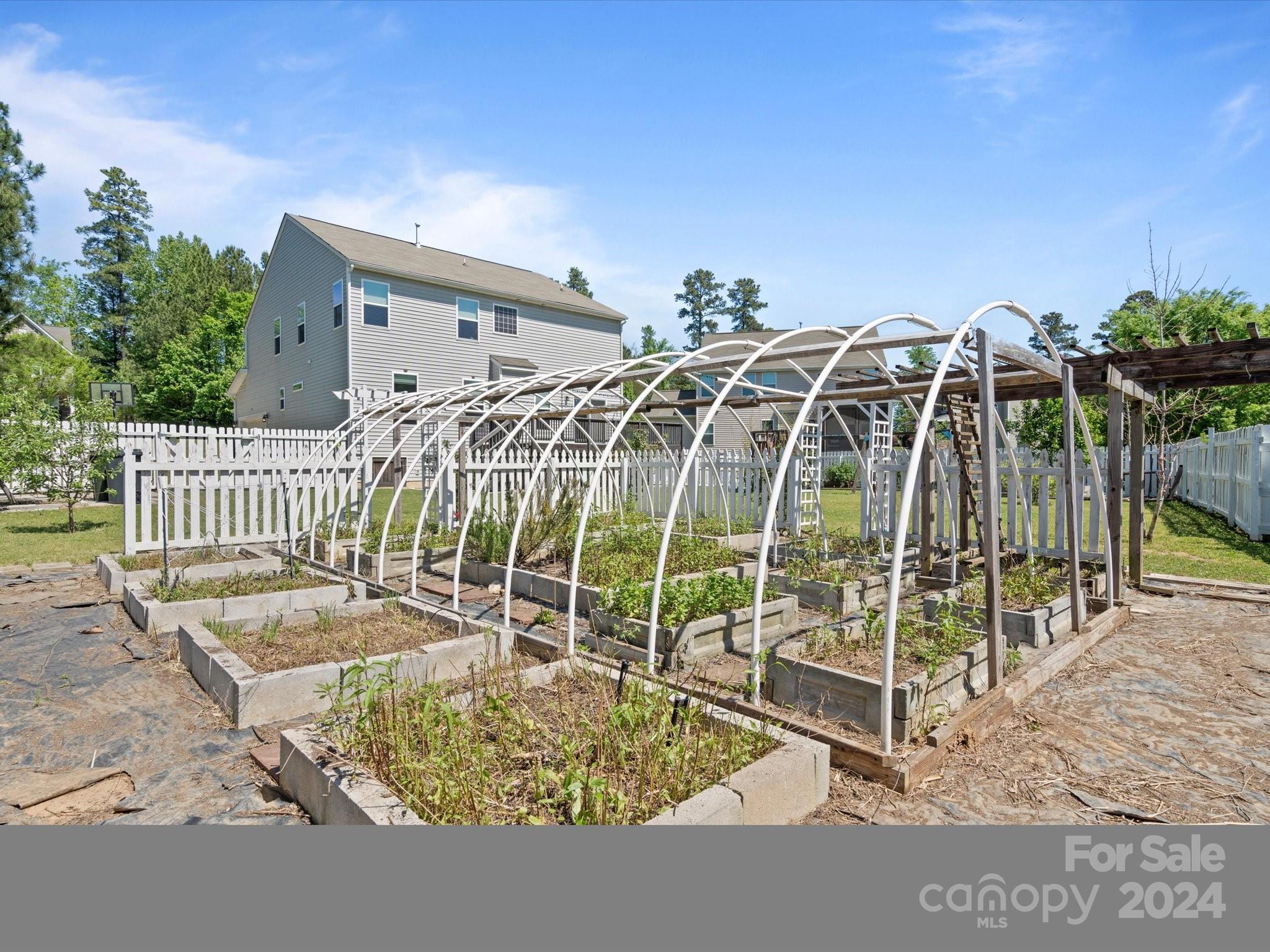 Somerset At Autumn Cove - Residential