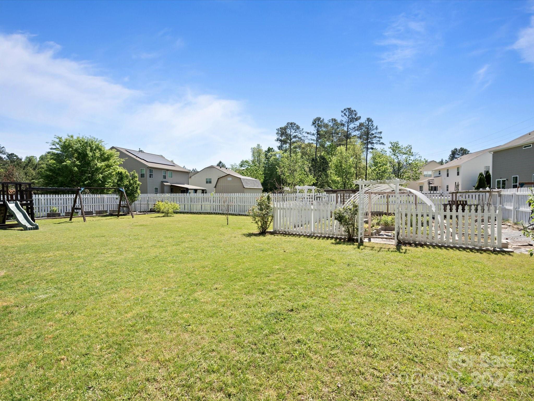 Somerset At Autumn Cove - Residential