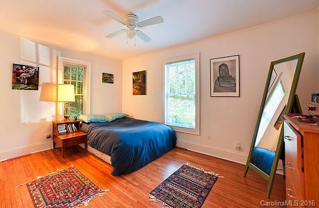 Merry Oaks - Residential