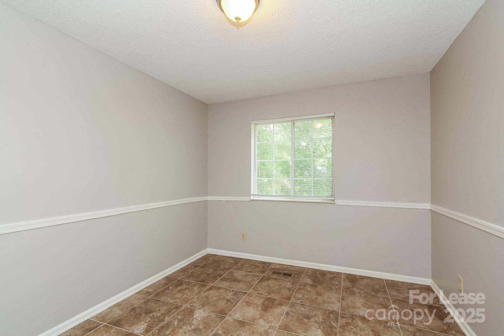 Shadow Lake - Residential Lease