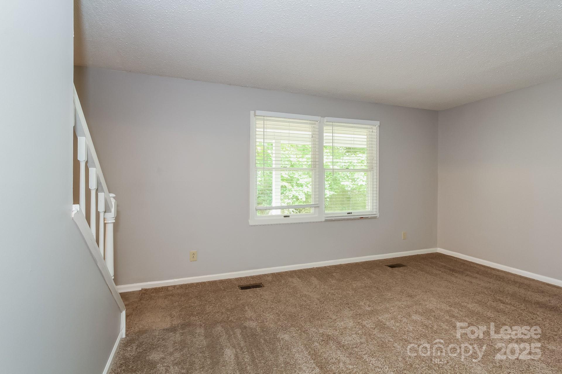 Shadow Lake - Residential Lease