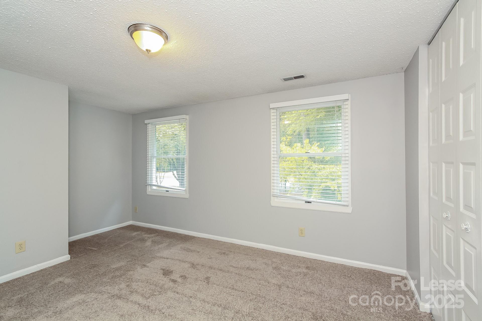 Shadow Lake - Residential Lease