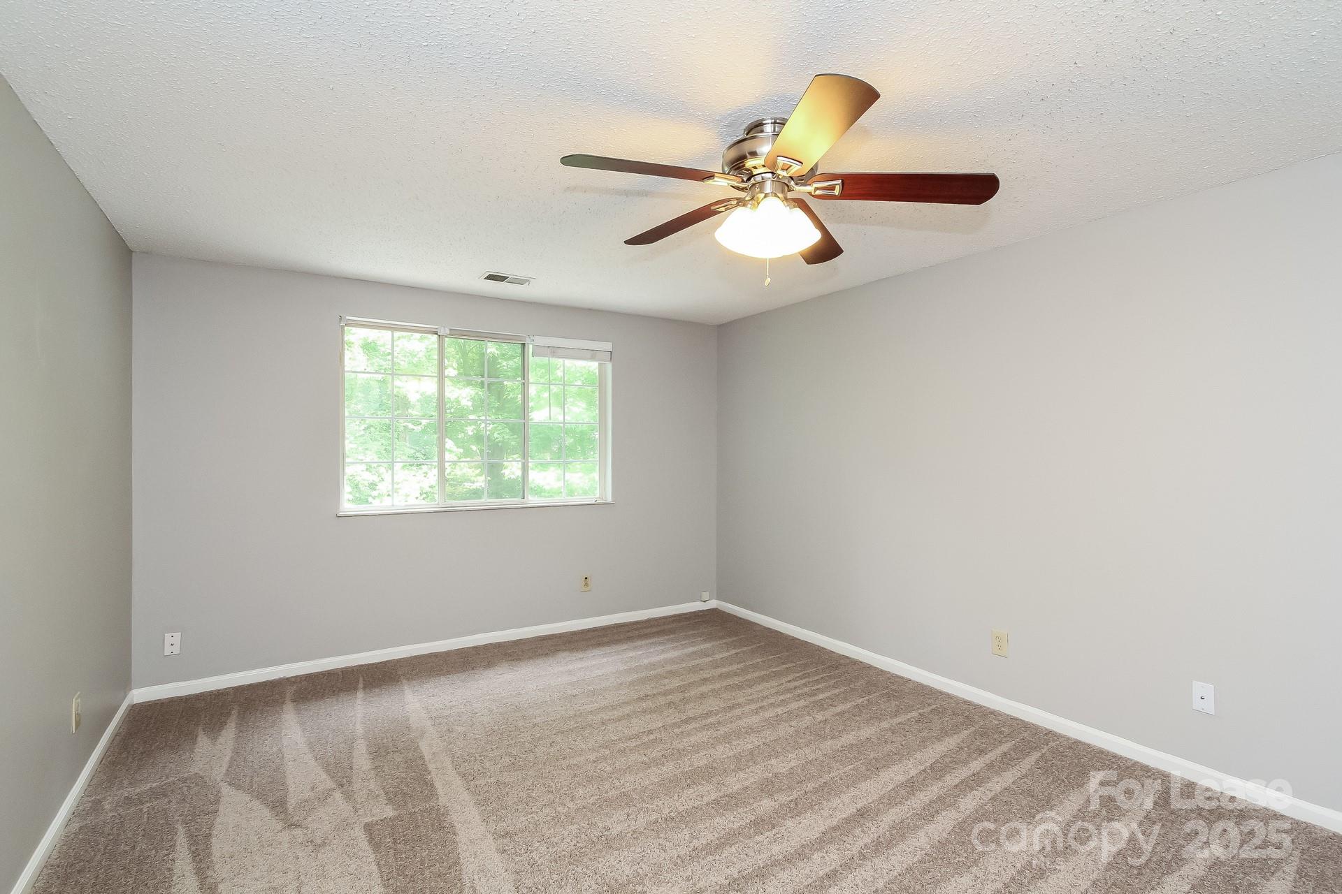 Shadow Lake - Residential Lease