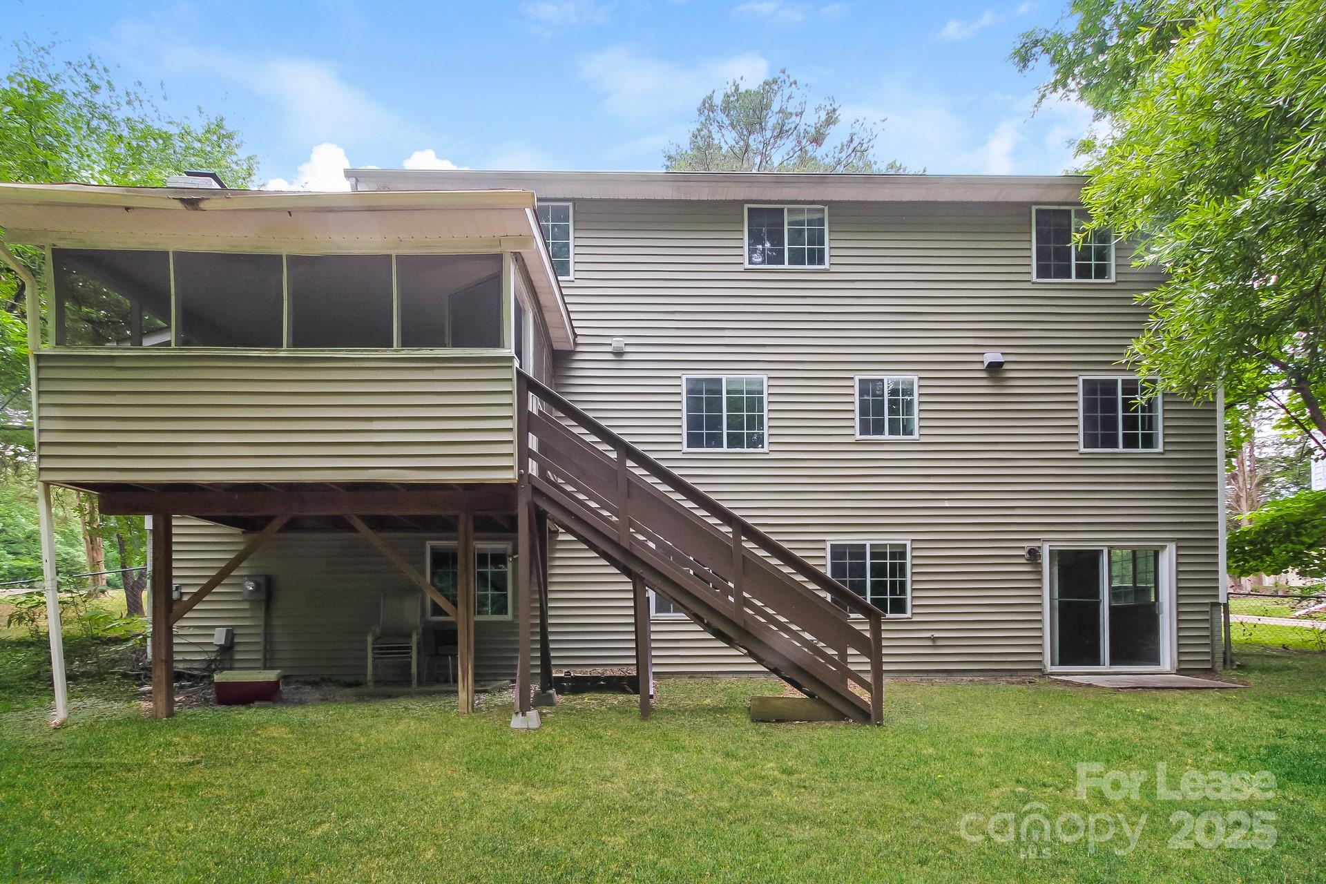 Shadow Lake - Residential Lease