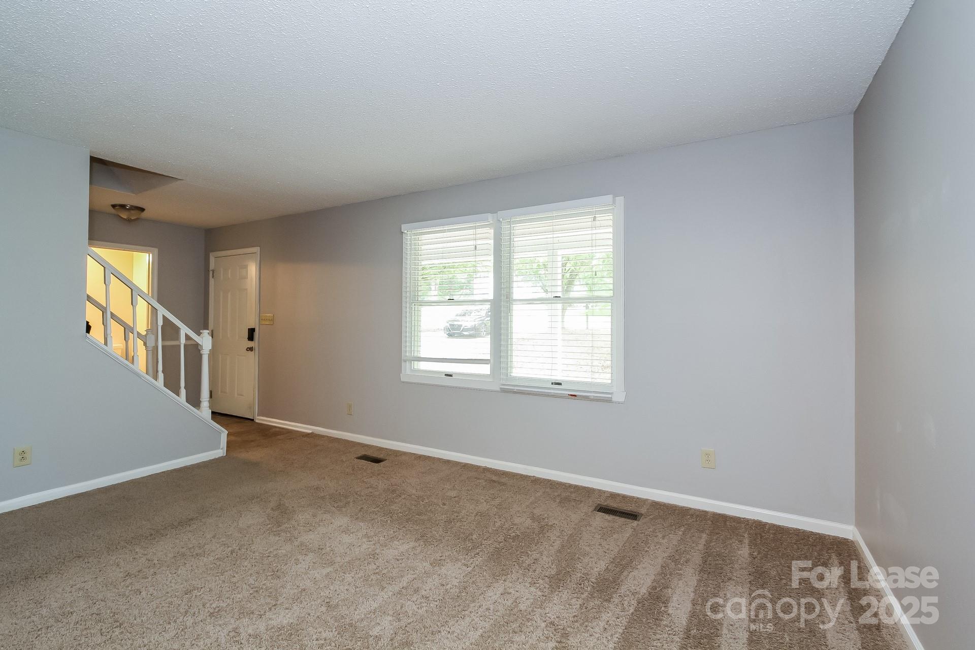 Shadow Lake - Residential Lease