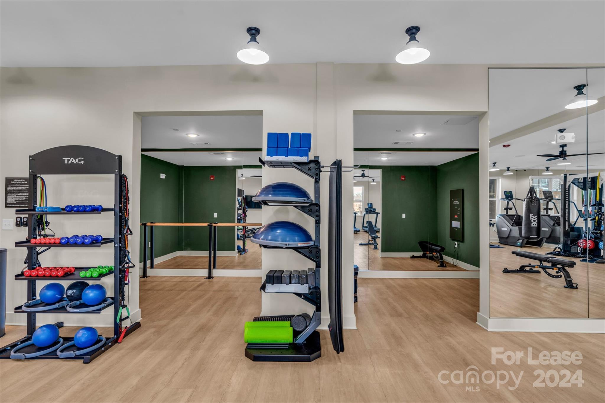 Charlotte, North Carolina 28262, United States, 3 Bedrooms Bedrooms, ,2 BathroomsBathrooms,Residential,Active,60292