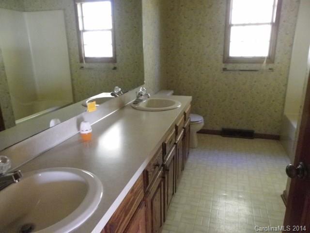 Saddlegate - Residential