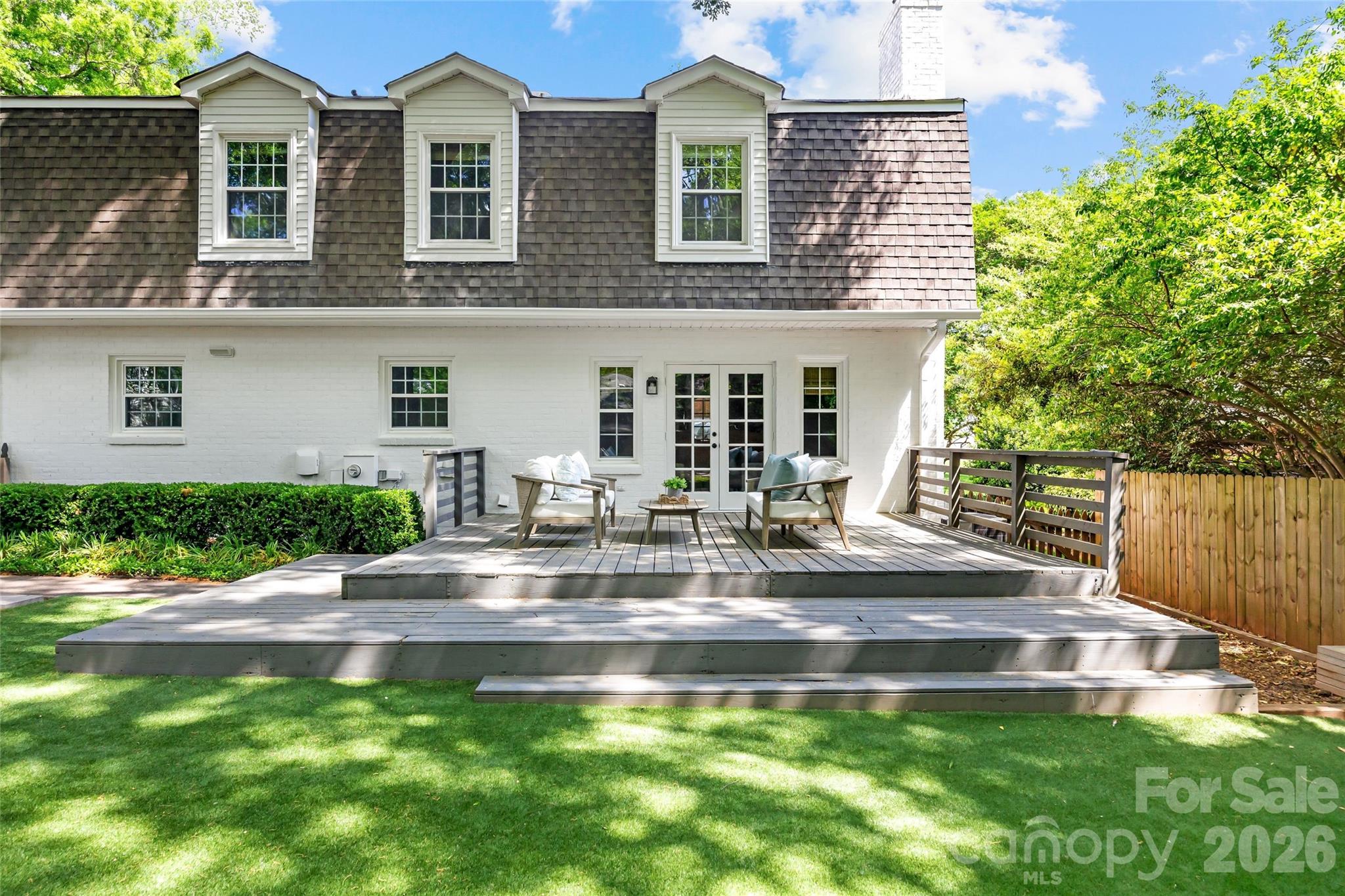 Lansdowne - Residential