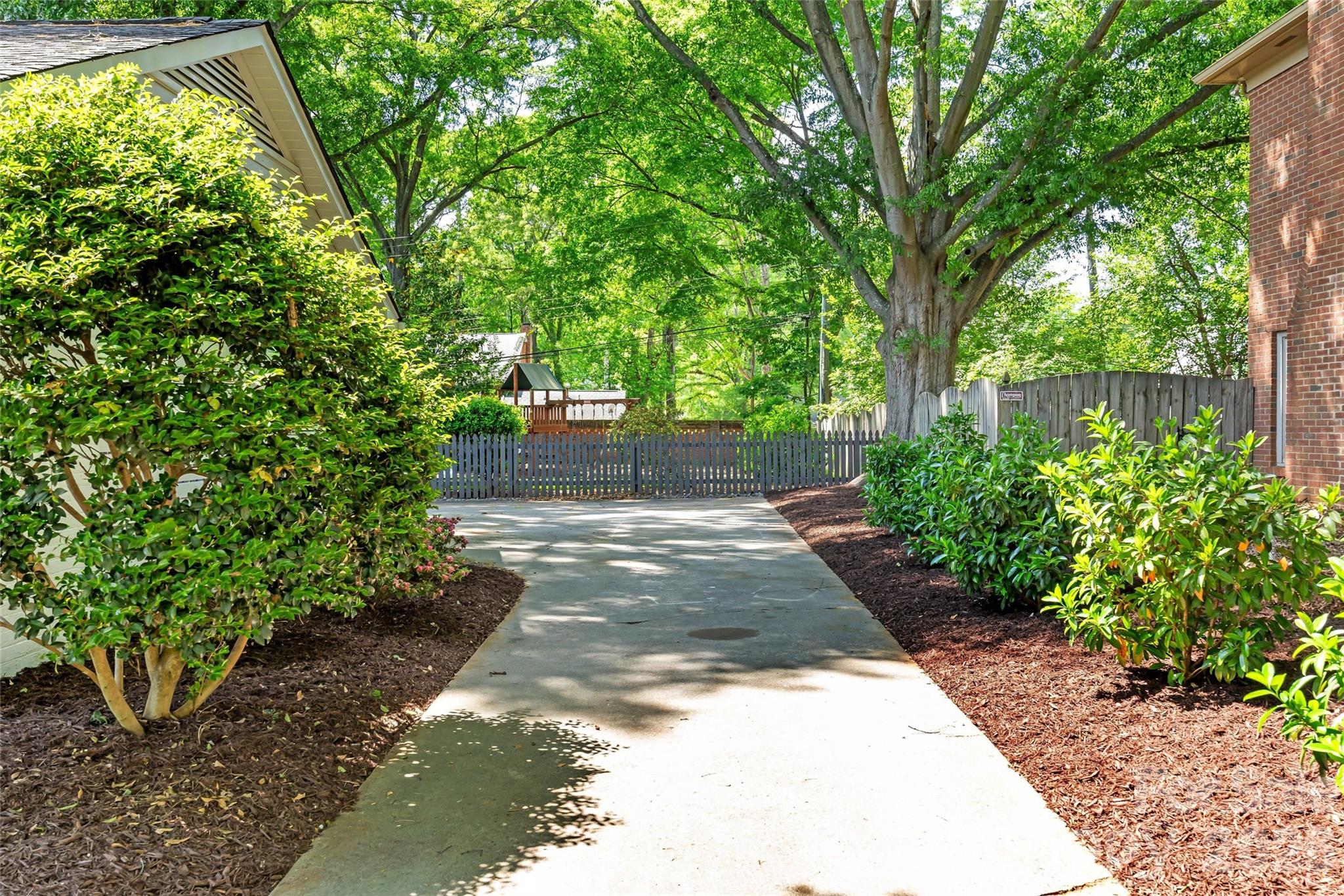 Lansdowne - Residential