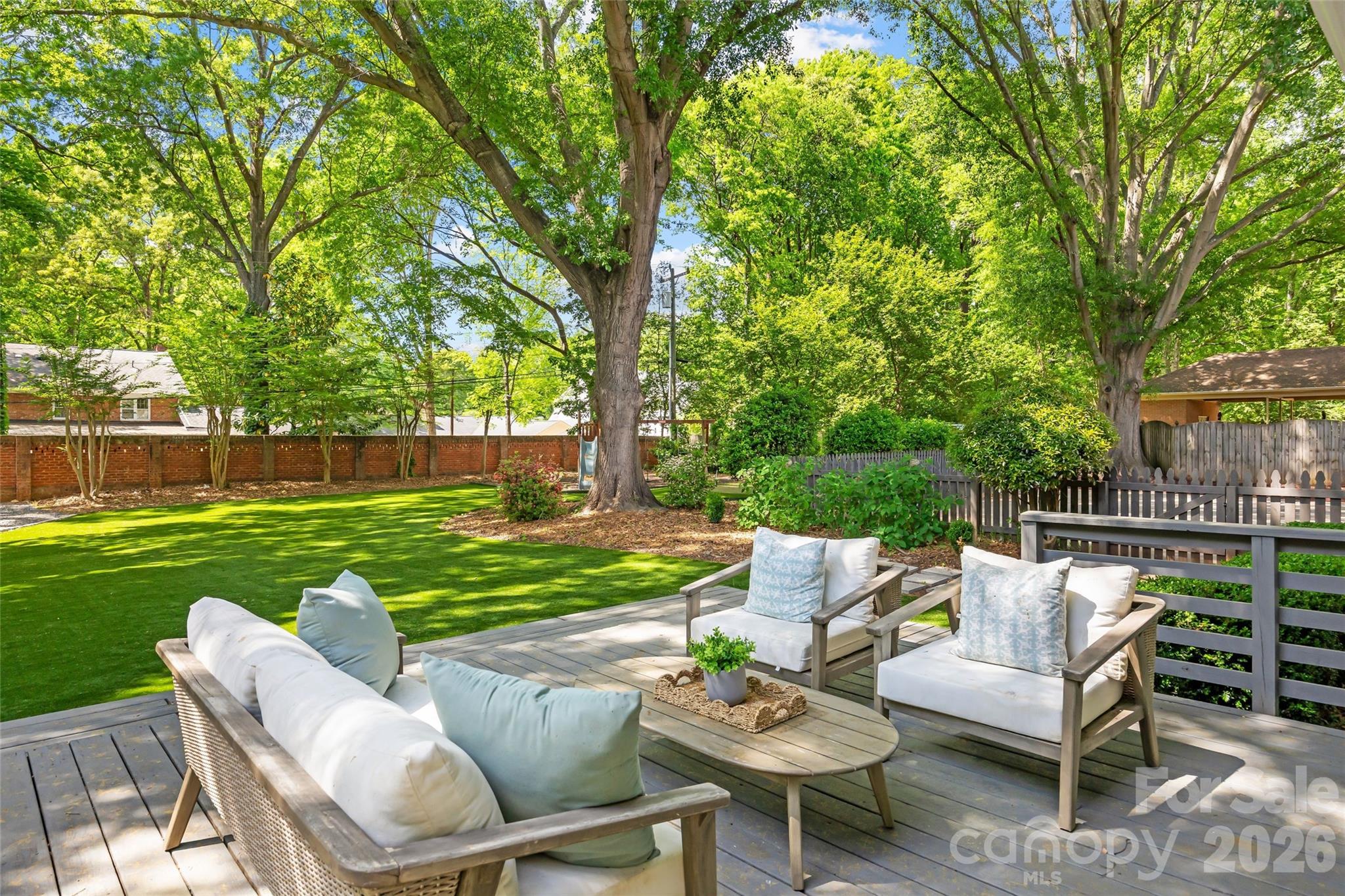 Lansdowne - Residential