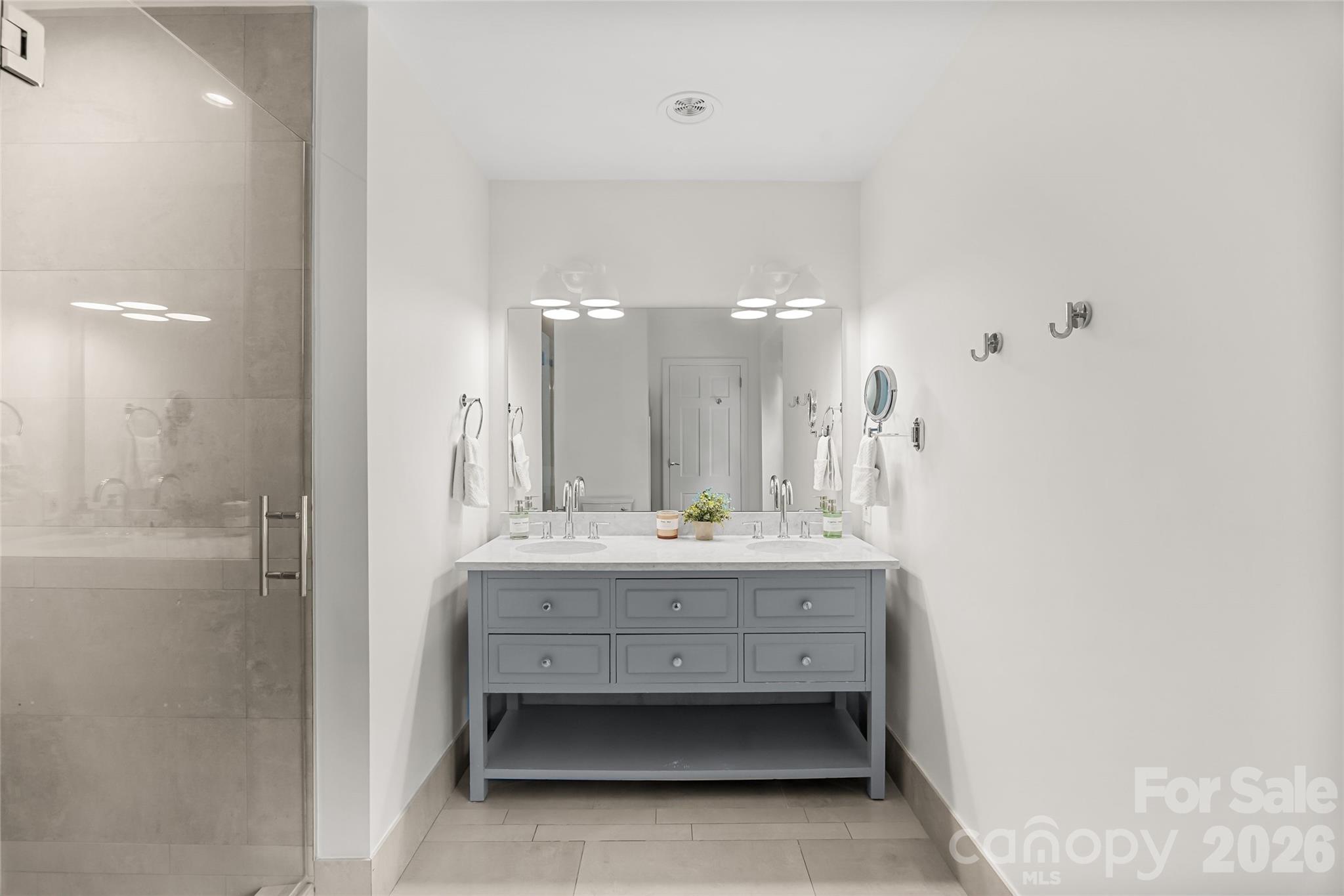 Lansdowne - Residential