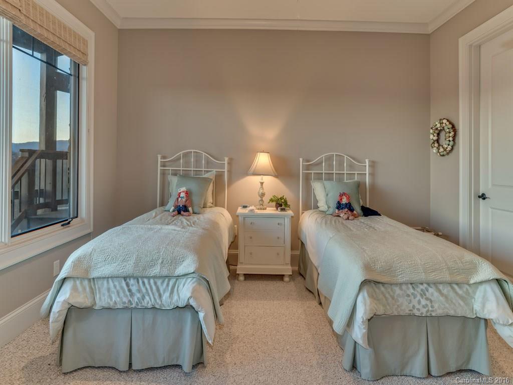 Vista At Bills Mountain - Residential