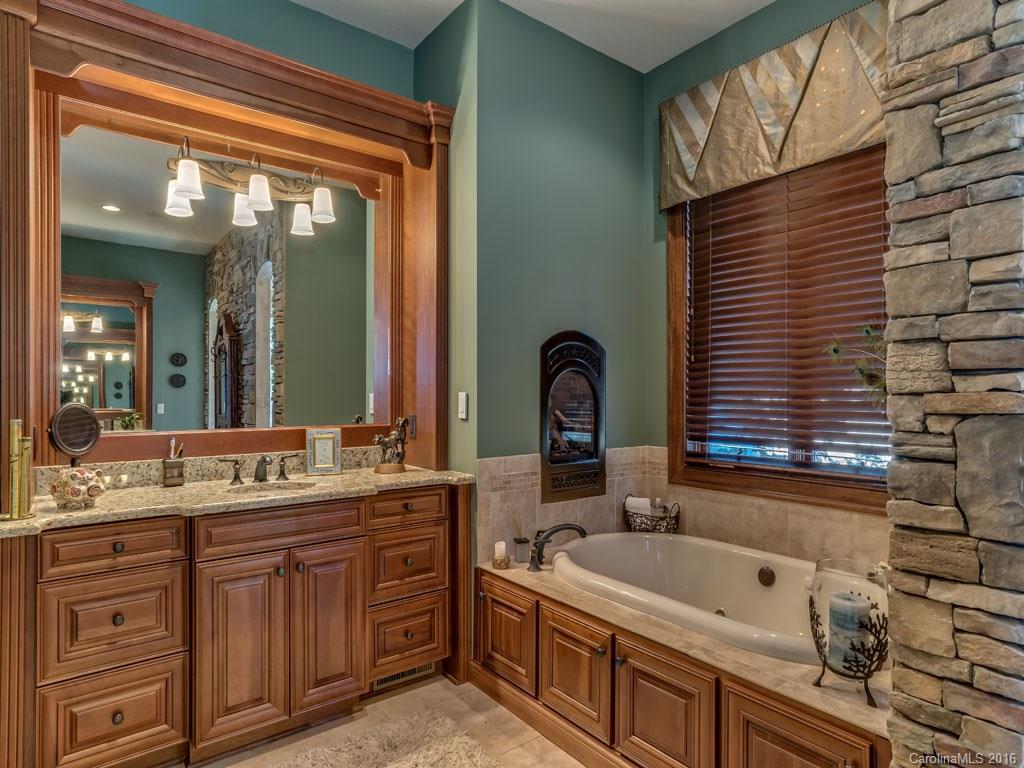 Vista At Bills Mountain - Residential