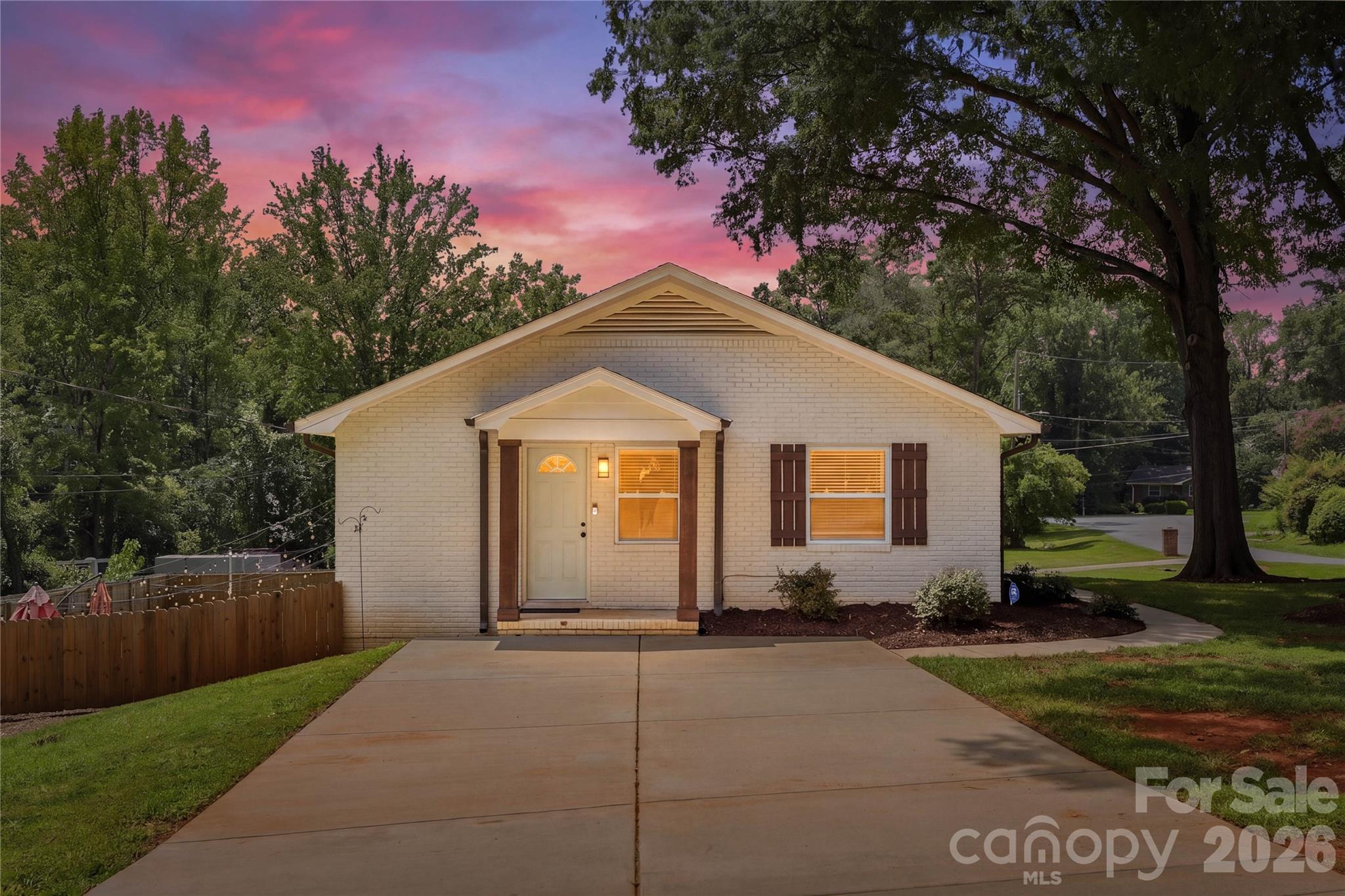 1301 Manchester Lane