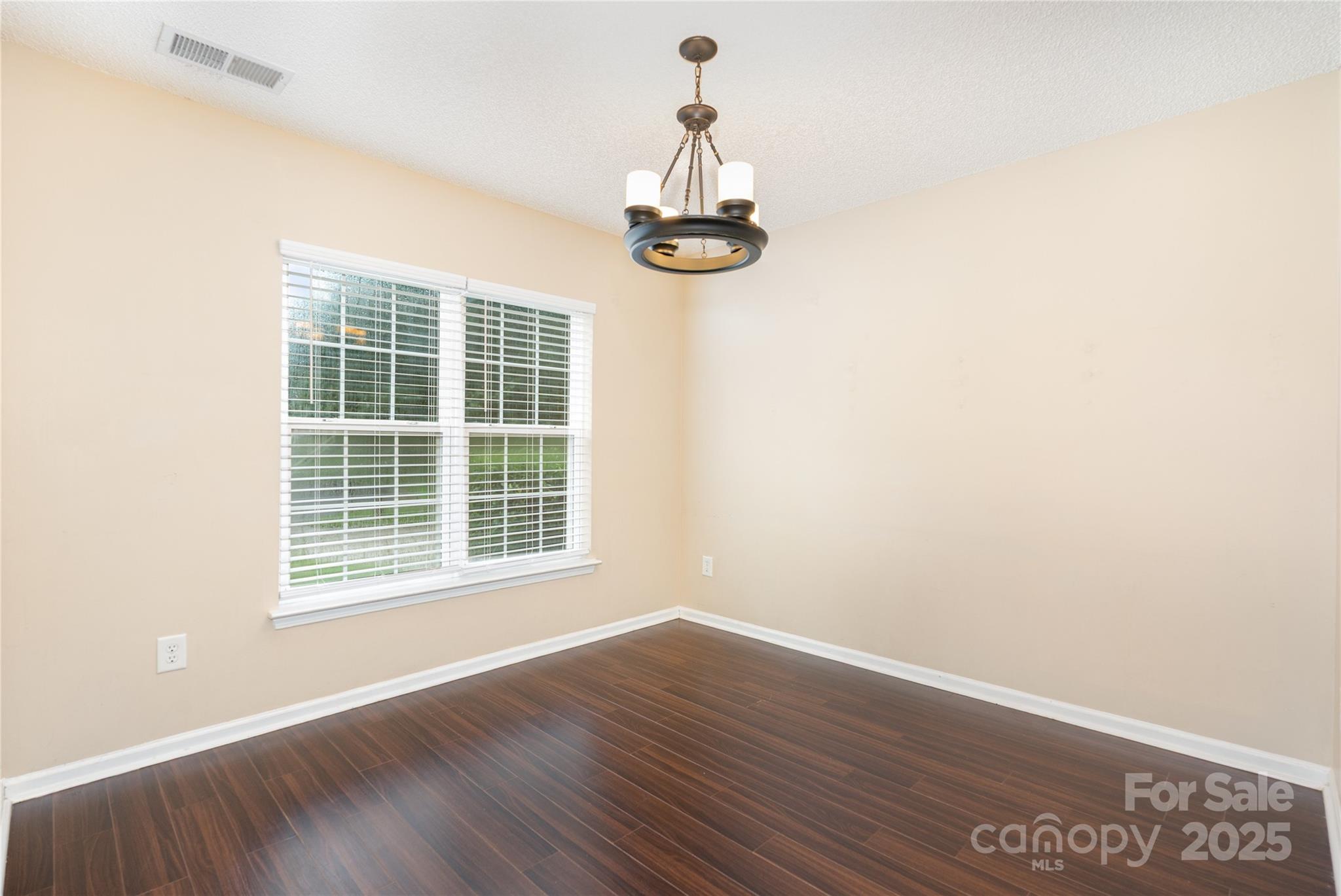 2802 Granstark Court