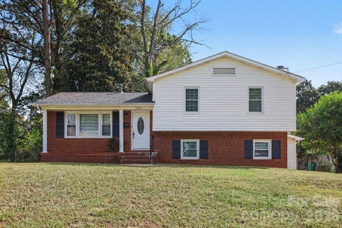 Photo of 3108 Rosehill Drive, Charlotte, NC 28212 (MLS # 4432213)
