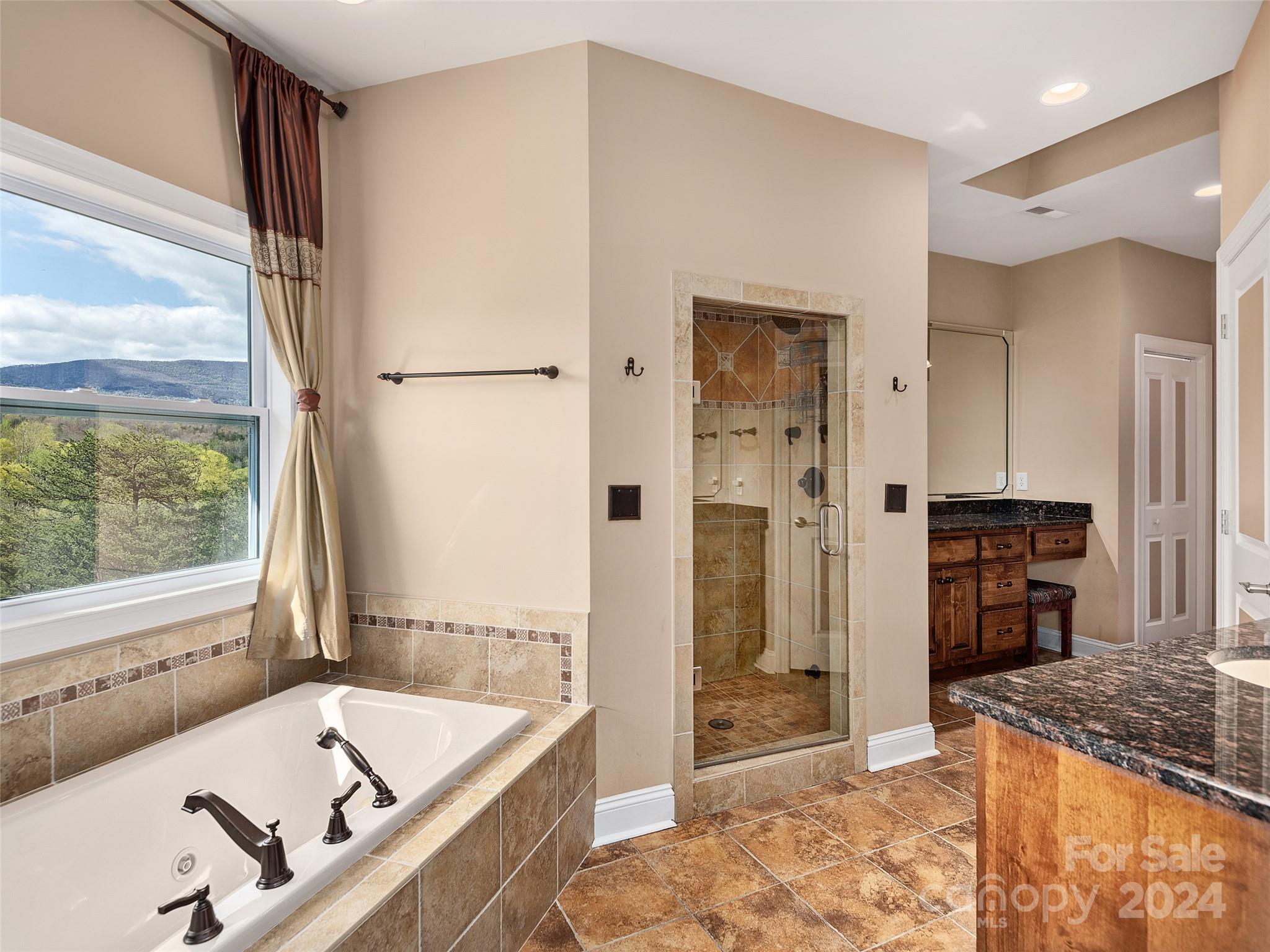 Lake Adger - Residential