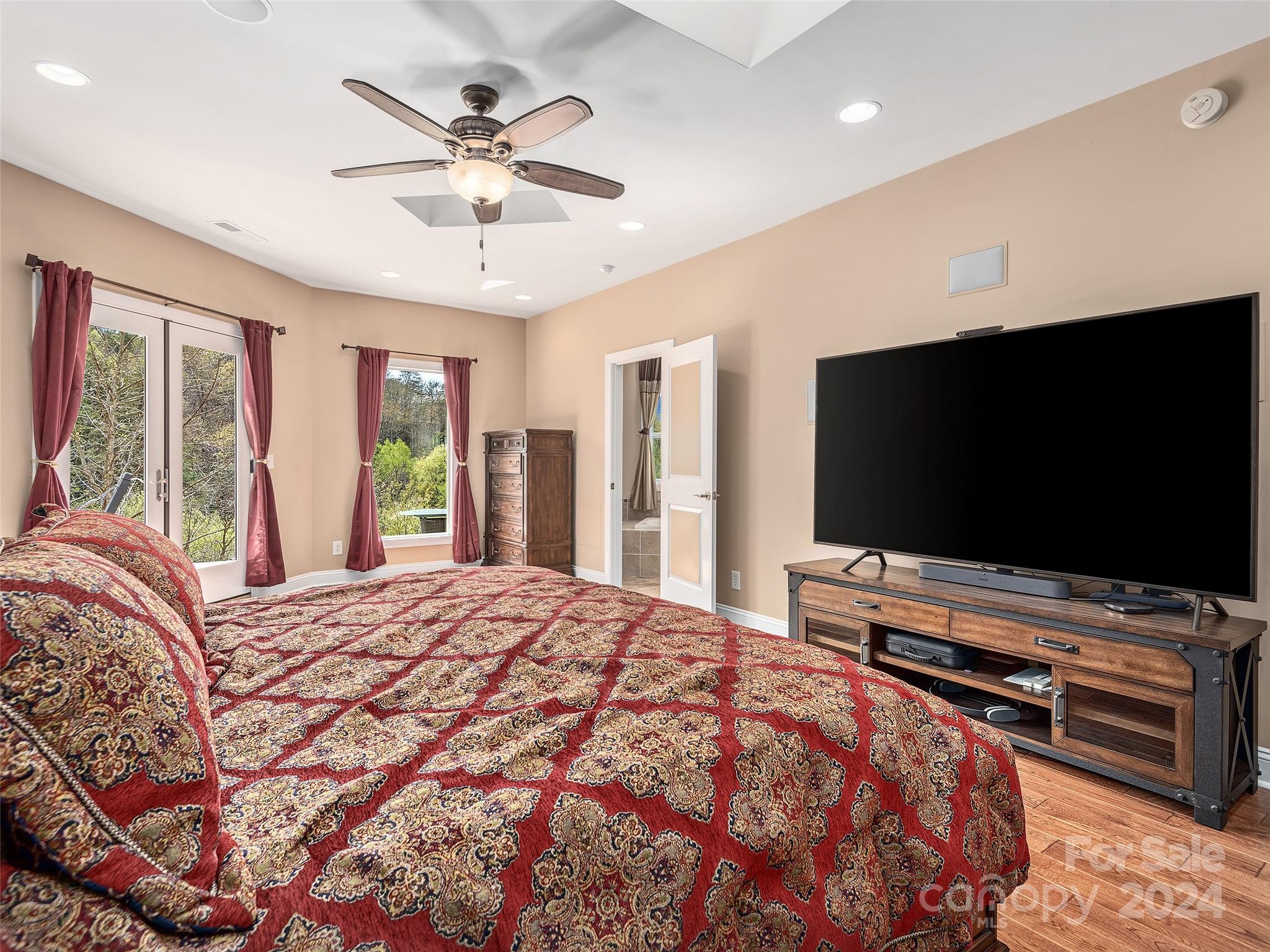 Lake Adger - Residential