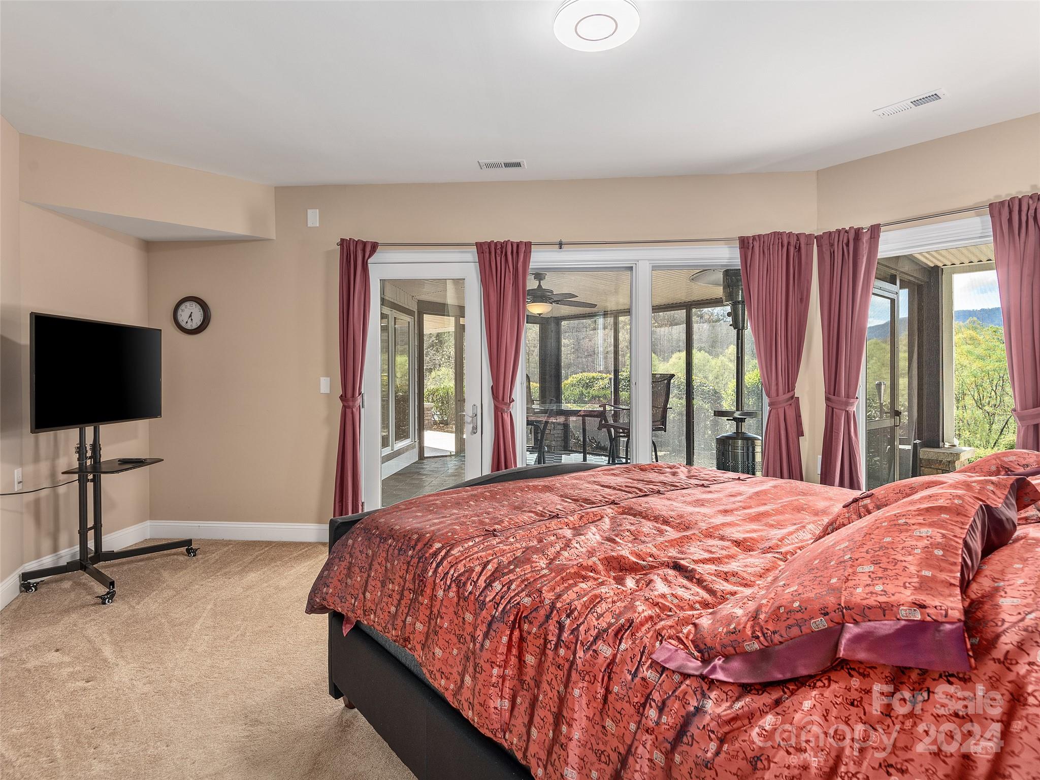 Lake Adger - Residential