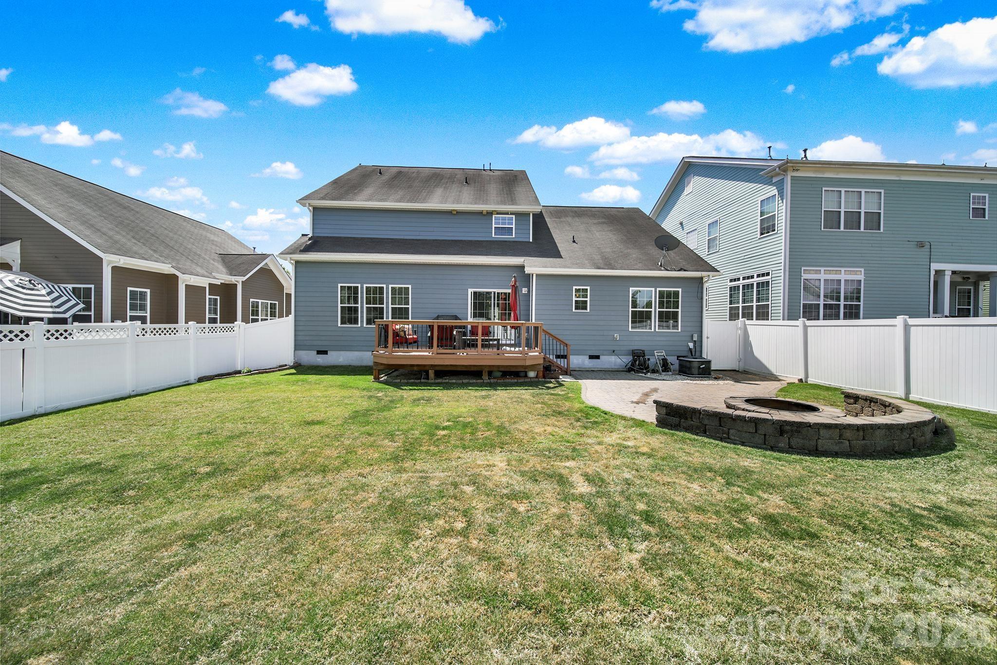 Summers Walk - Residential