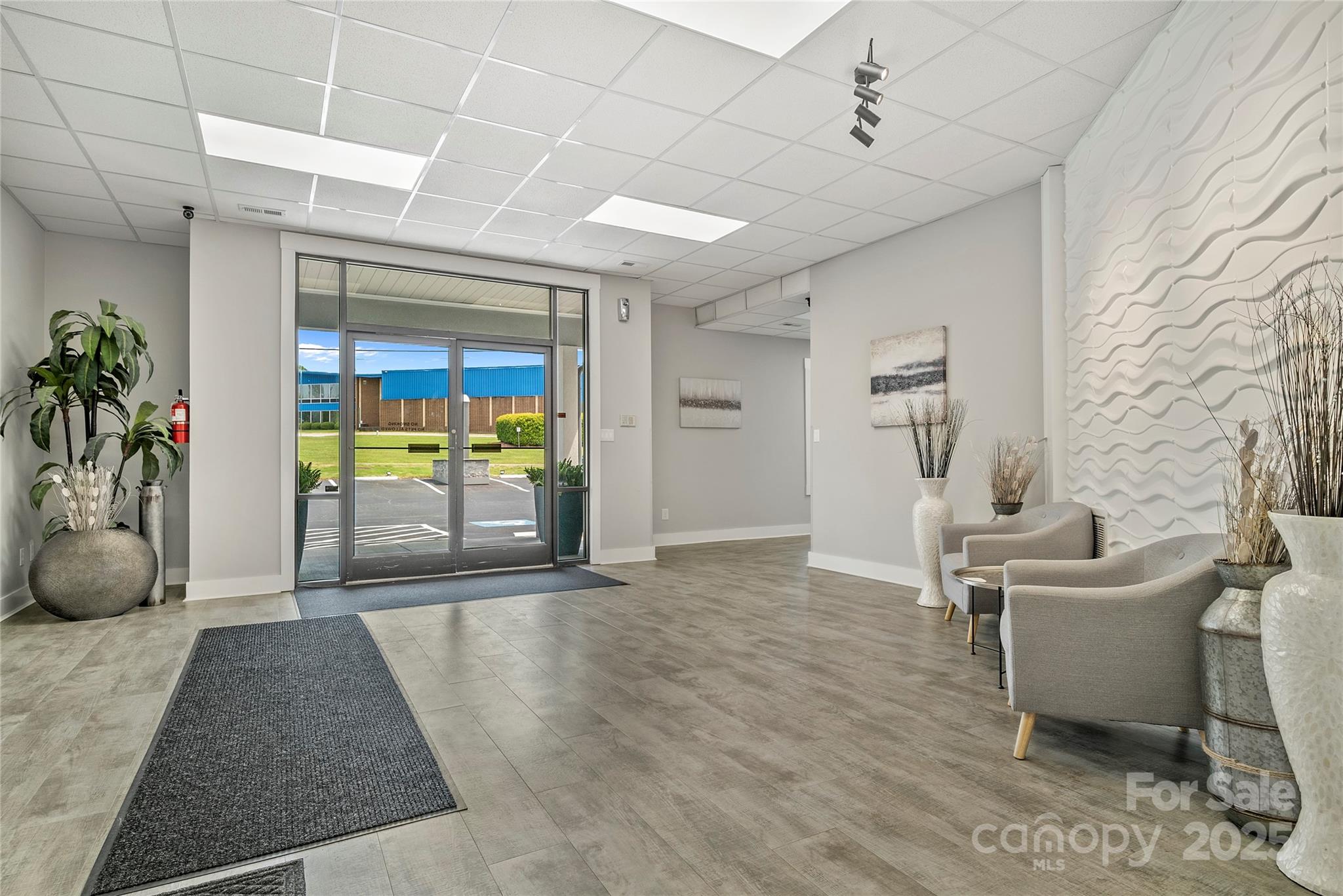 1121 Old Concord Road