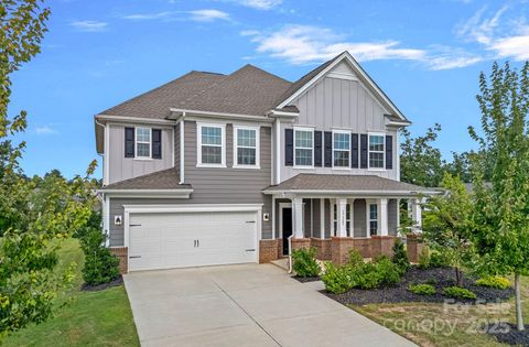 Photo of 17325 Snug Harbor Road, Charlotte, NC 28278 (MLS # 4297141)
