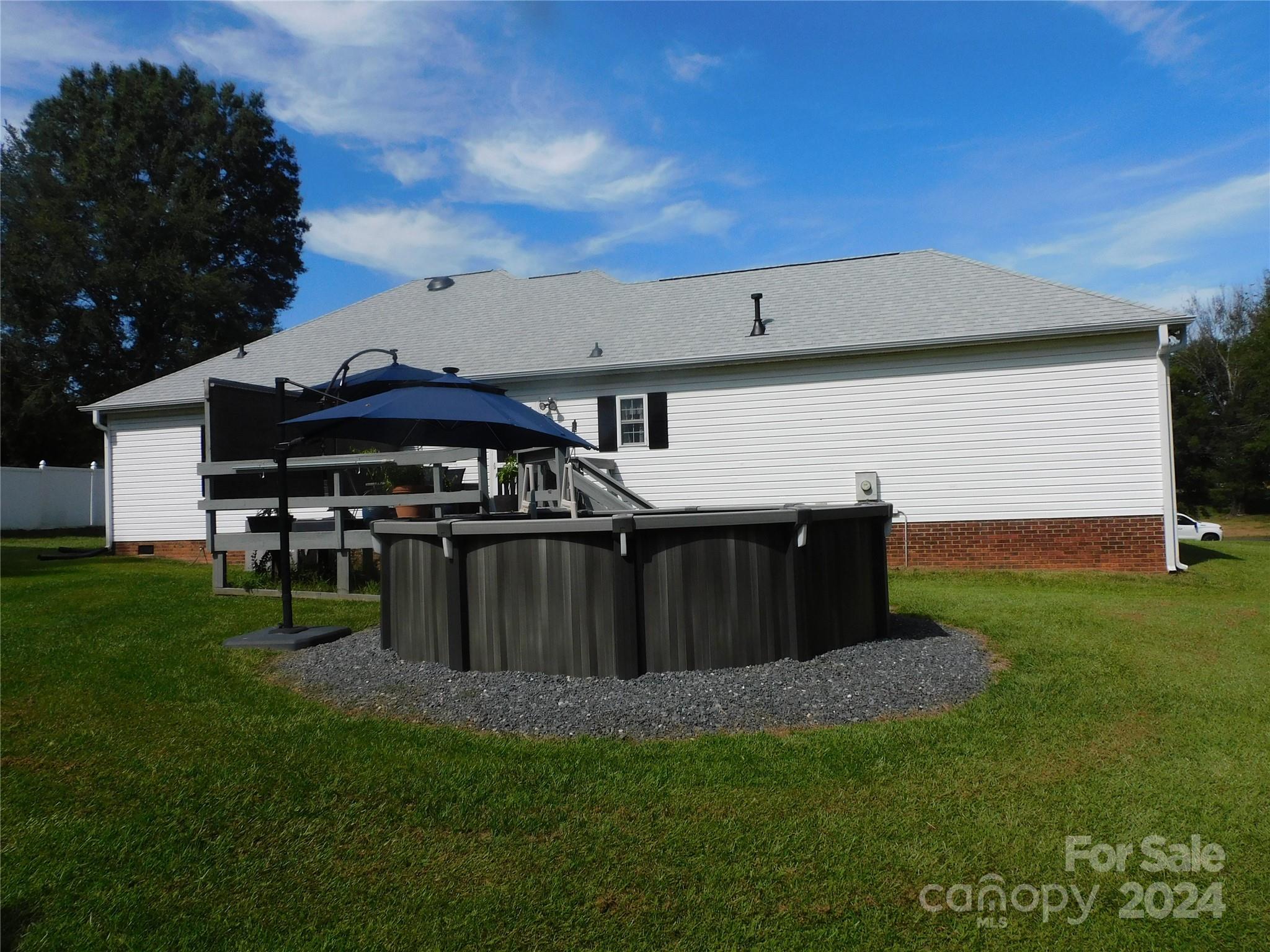 Caroline Acres - Residential