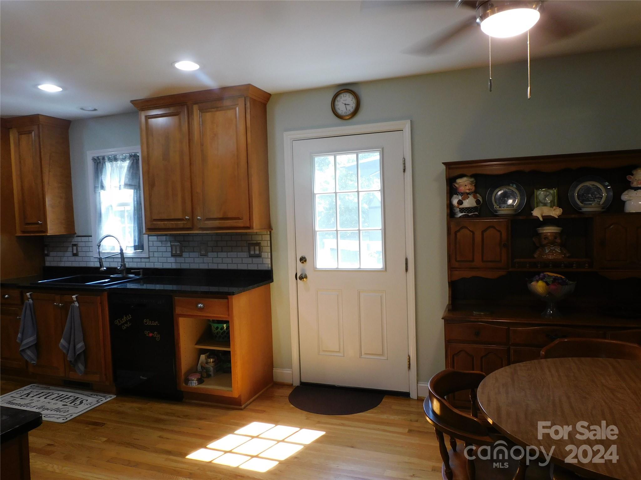 Caroline Acres - Residential