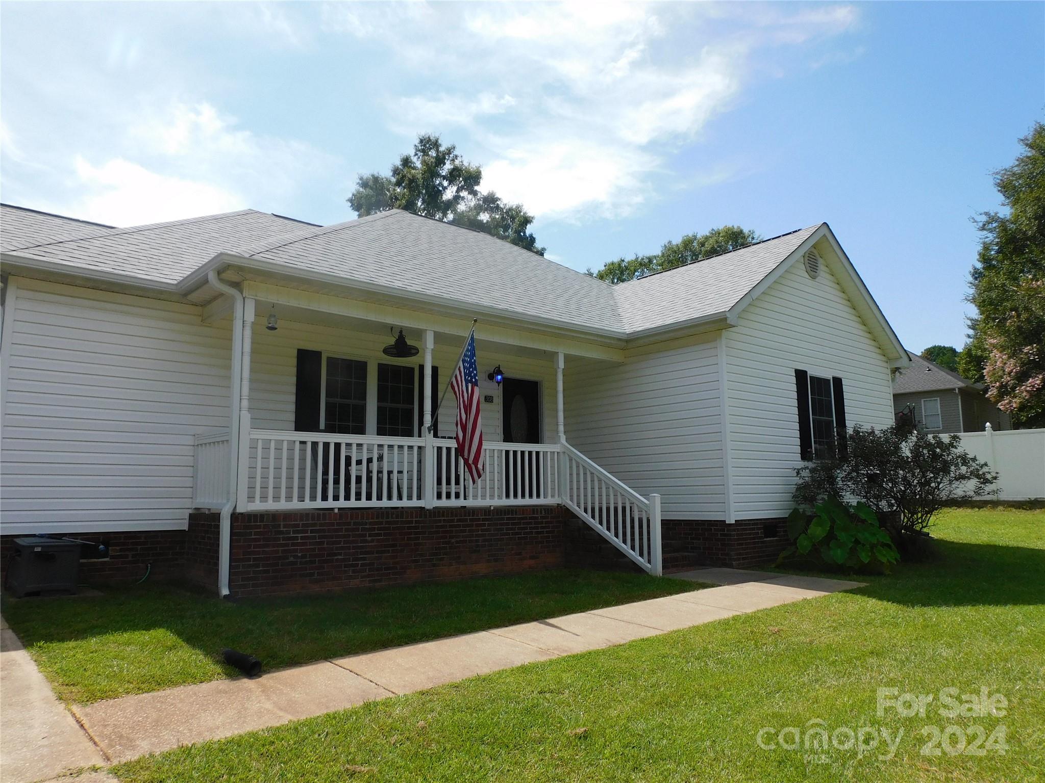 Caroline Acres - Residential