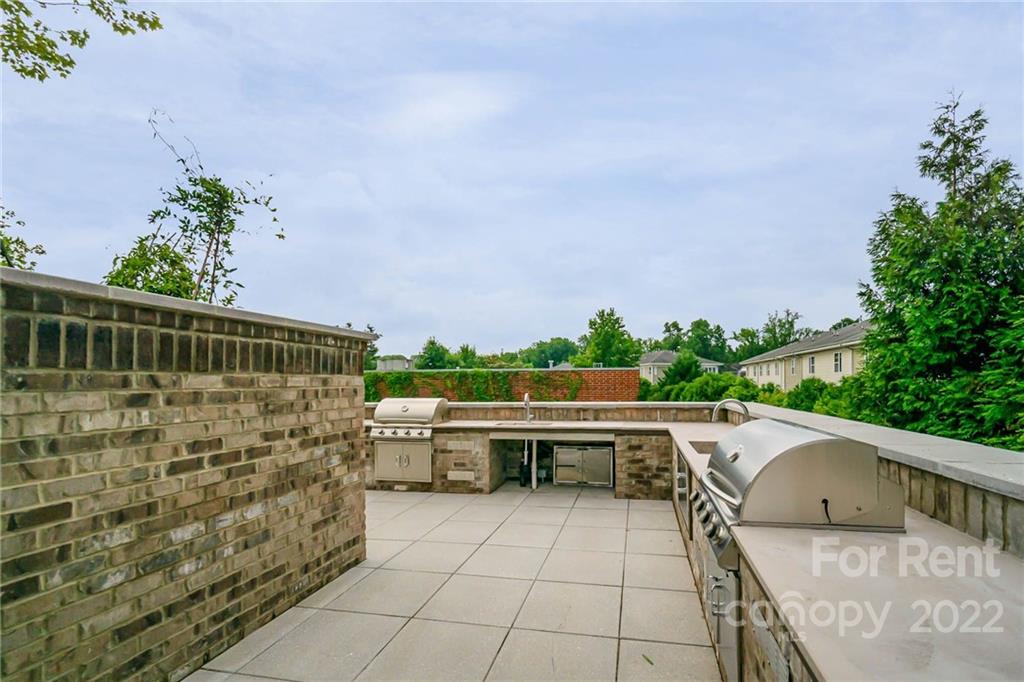 The Arts District - Residential Lease