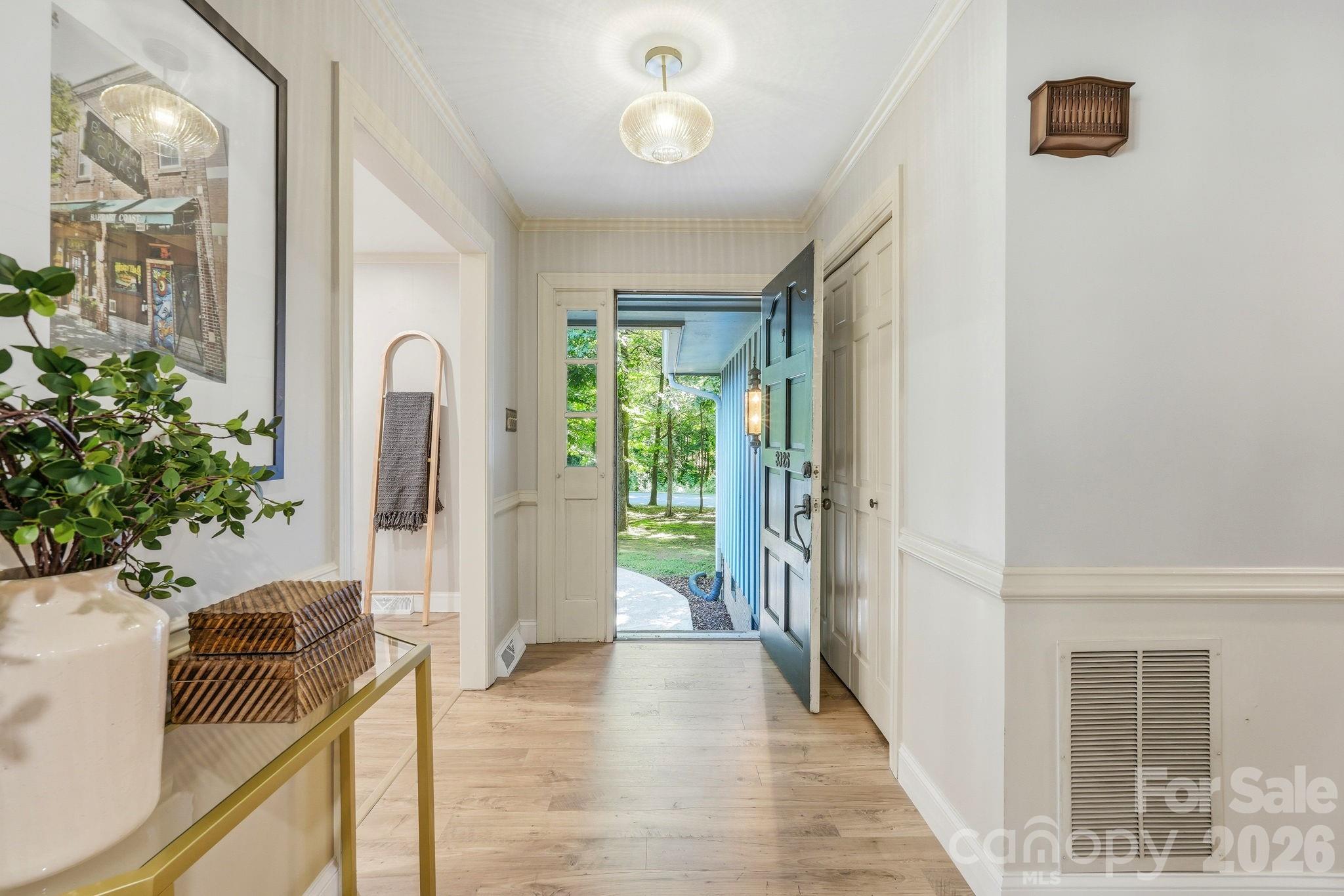 3326 Sedgefield Road