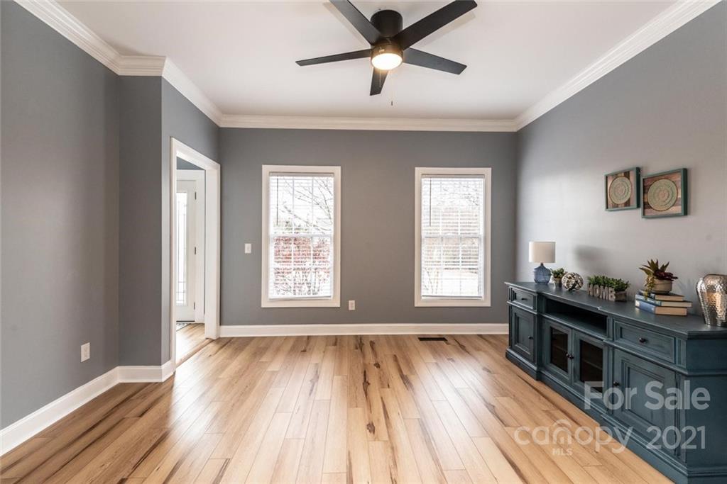 Hidden Oaks - Residential