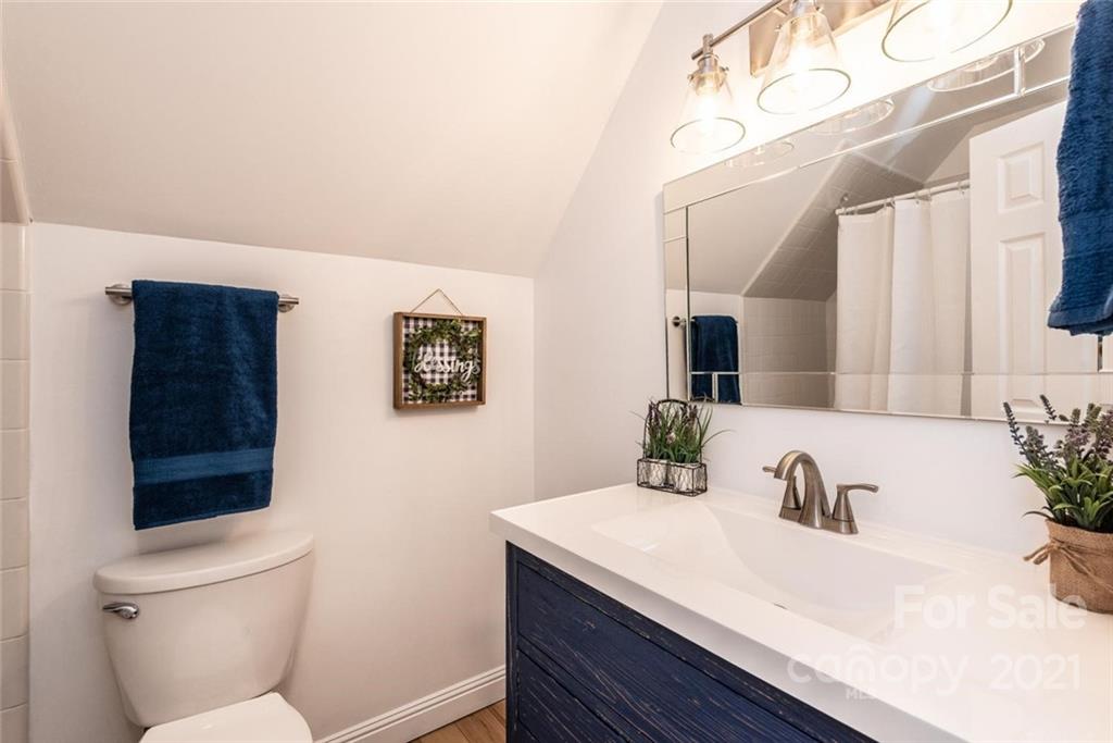 Hidden Oaks - Residential