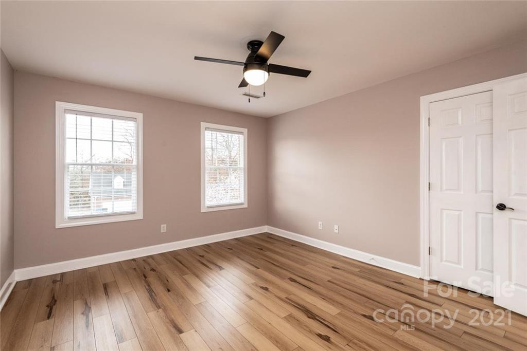 Hidden Oaks - Residential