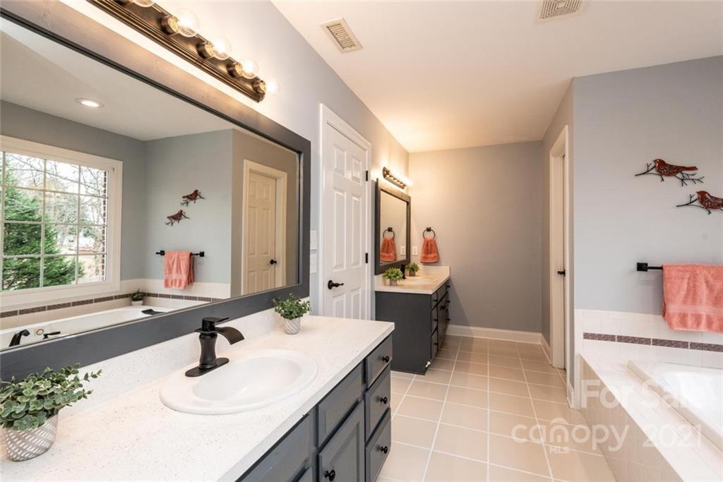 Hidden Oaks - Residential