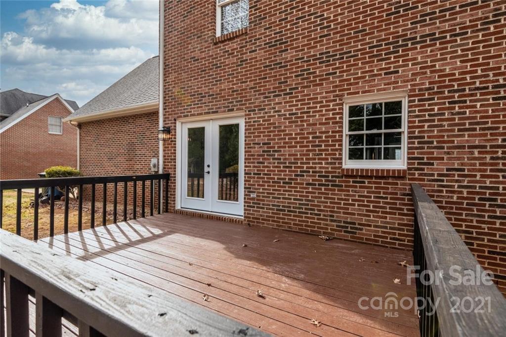 Hidden Oaks - Residential