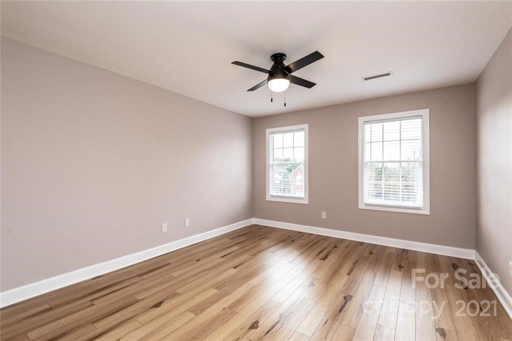 Hidden Oaks - Residential